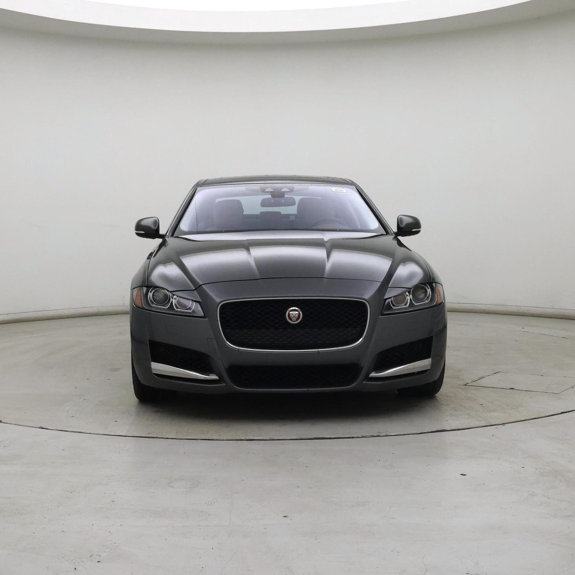 Thumbnail: 2017 Jaguar XF - 5