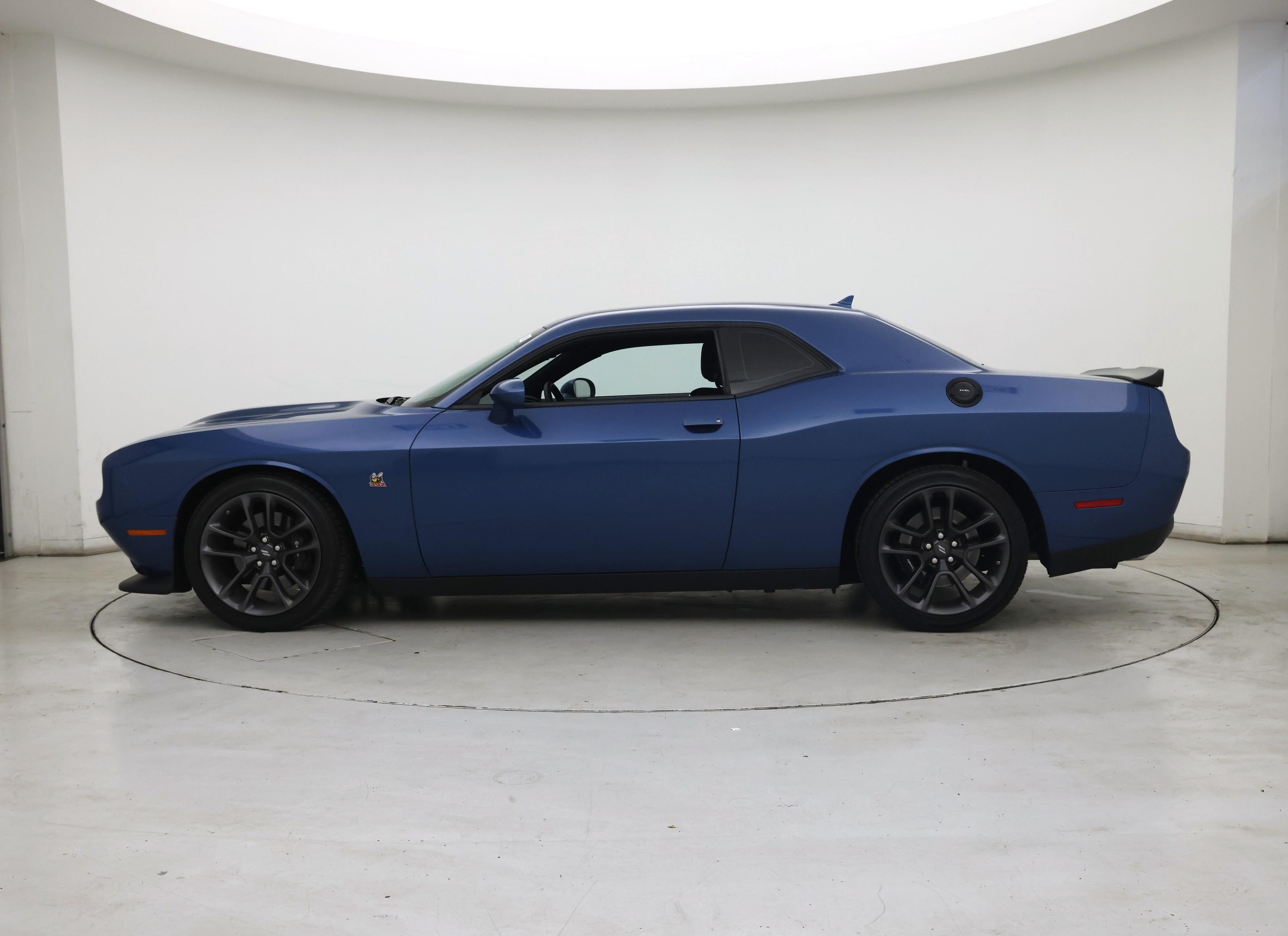 Thumbnail: 2022 Dodge Challenger - 3