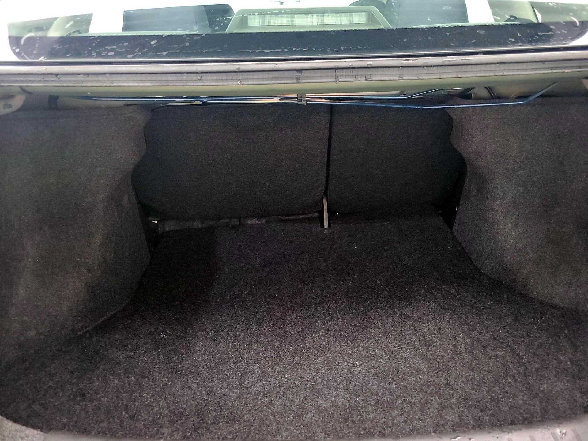 Thumbnail: 2018 Nissan Sentra - 19