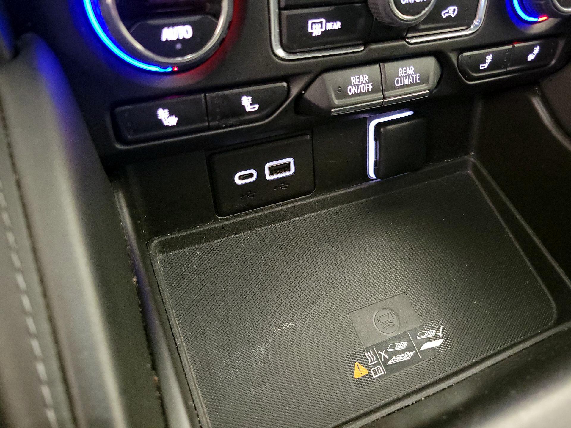 Thumbnail: 2022 Chevrolet Tahoe - 18