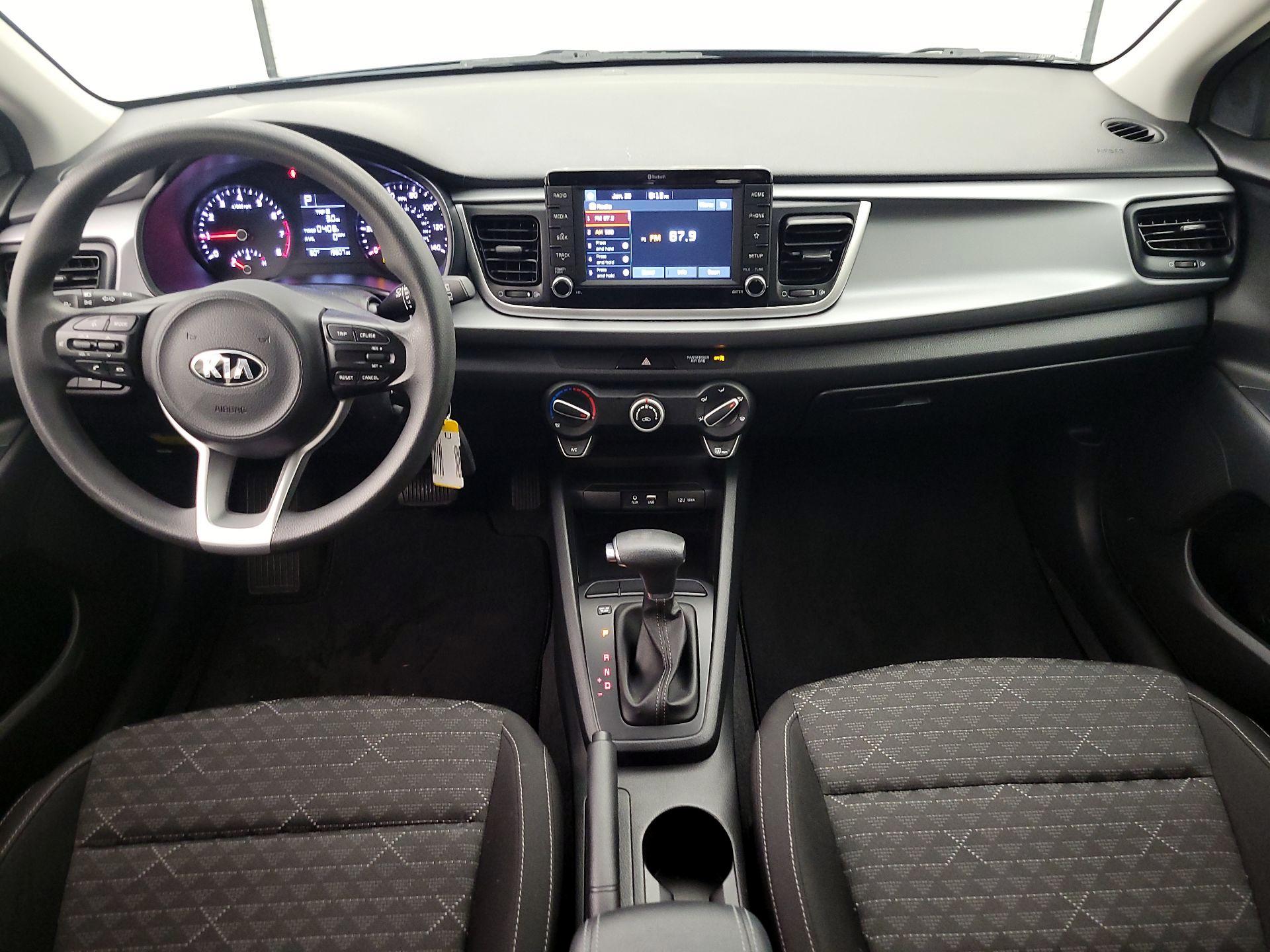 Thumbnail: 2020 Kia Rio5 - 9