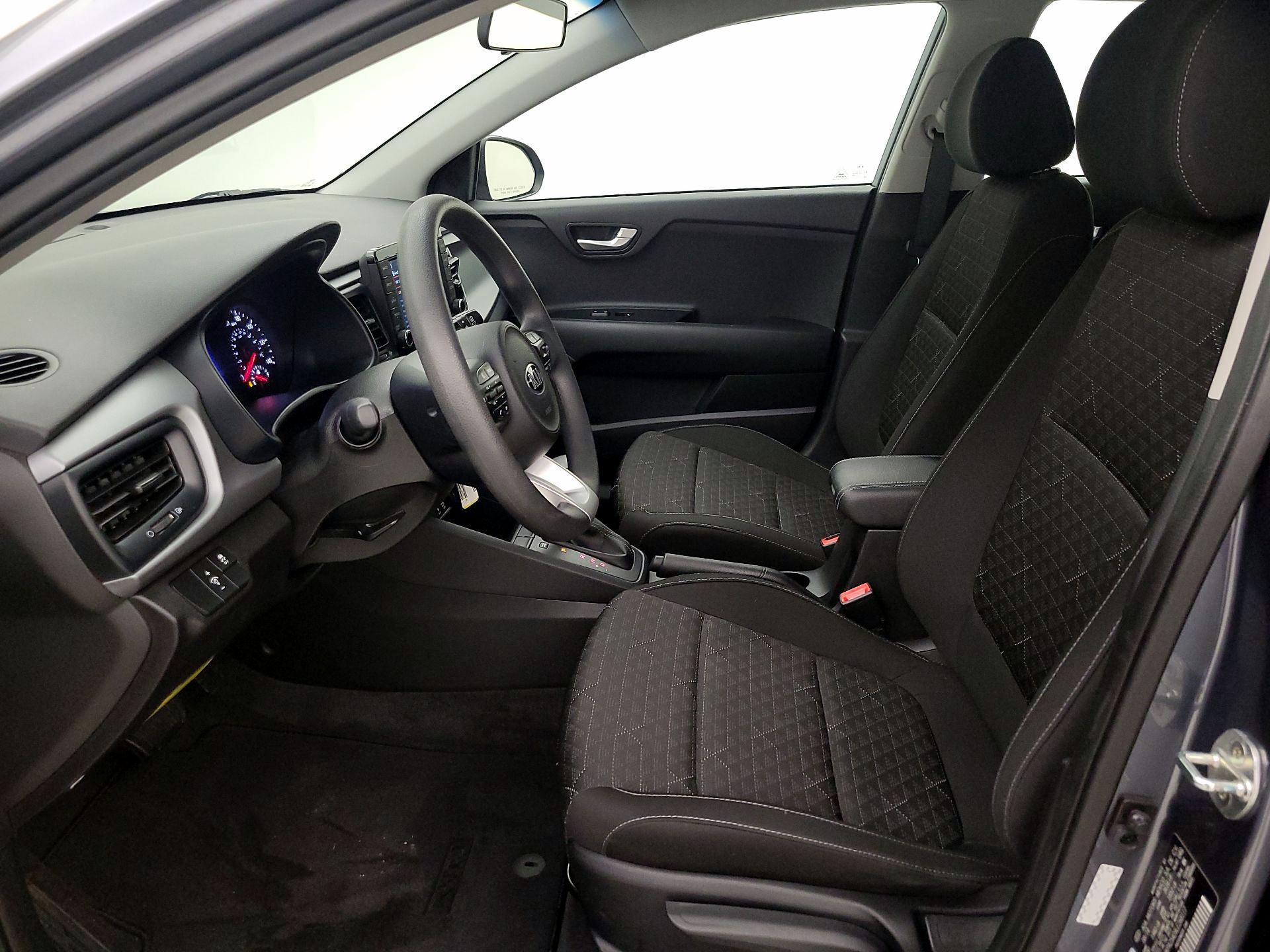 Thumbnail: 2020 Kia Rio5 - 11