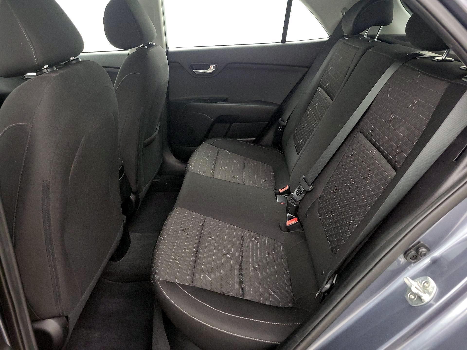 Thumbnail: 2020 Kia Rio5 - 19