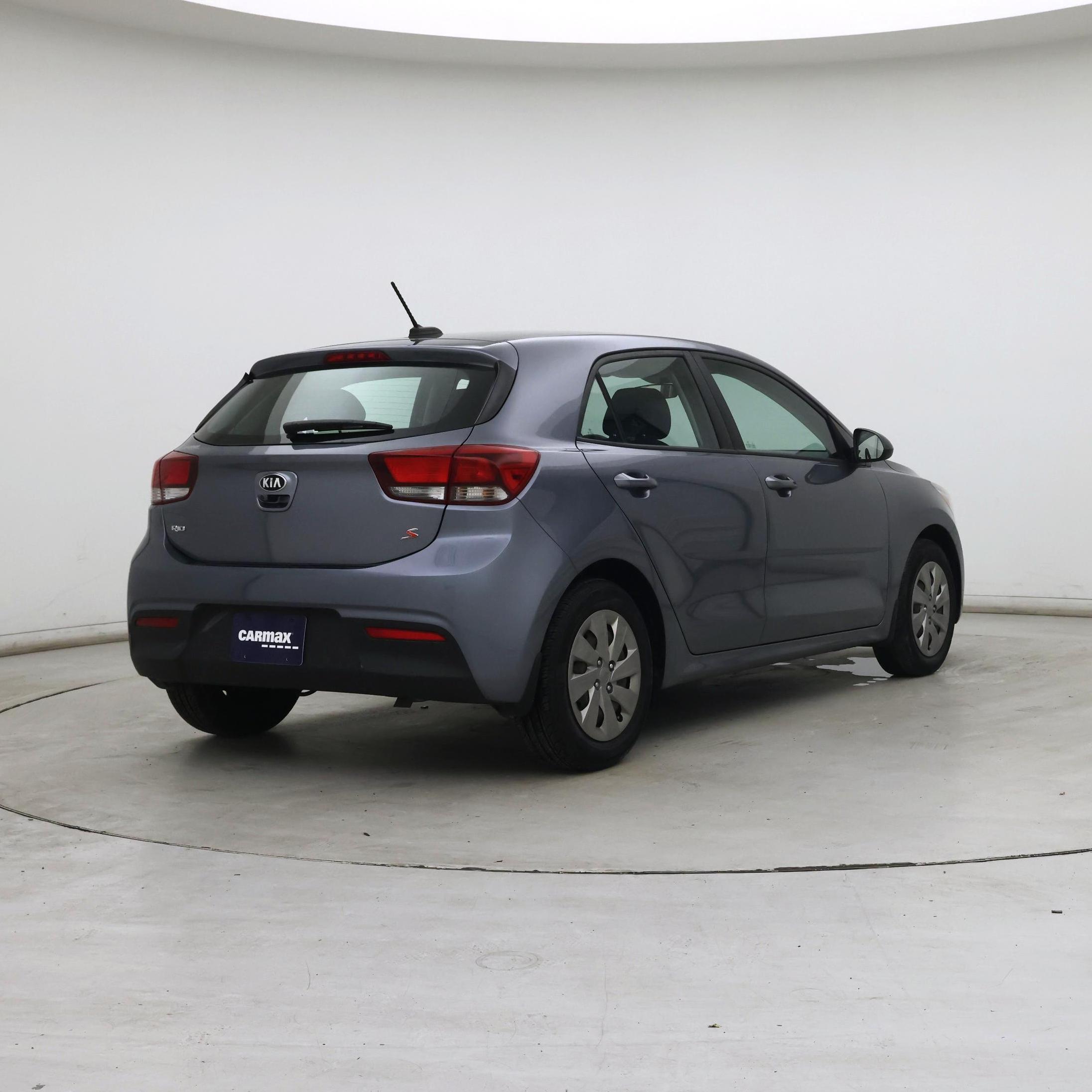 Thumbnail: 2020 Kia Rio5 - 8