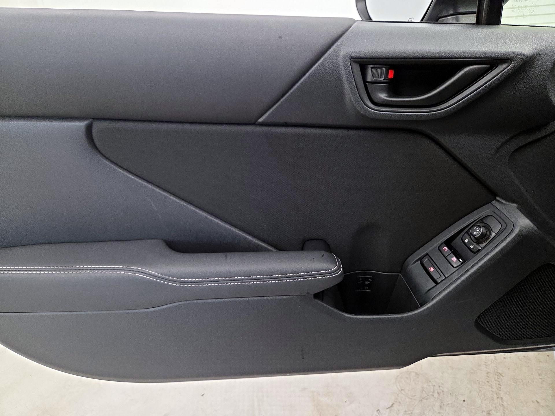 Thumbnail: 2025 Toyota GR86 - 12