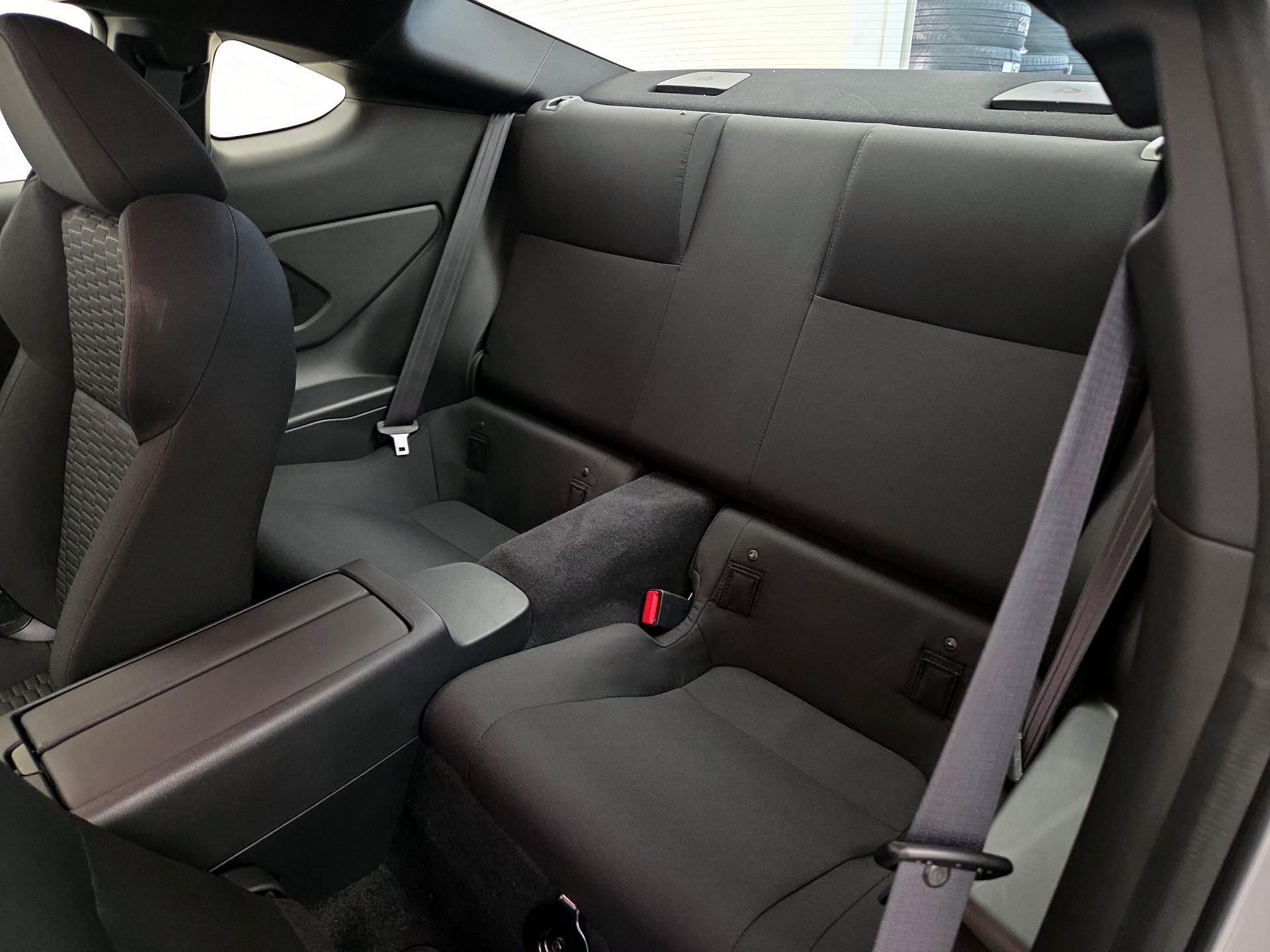 Thumbnail: 2025 Toyota GR86 - 19