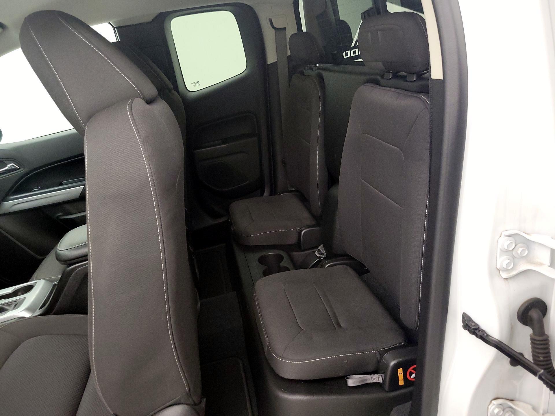 Thumbnail: 2021 Chevrolet Colorado - 19