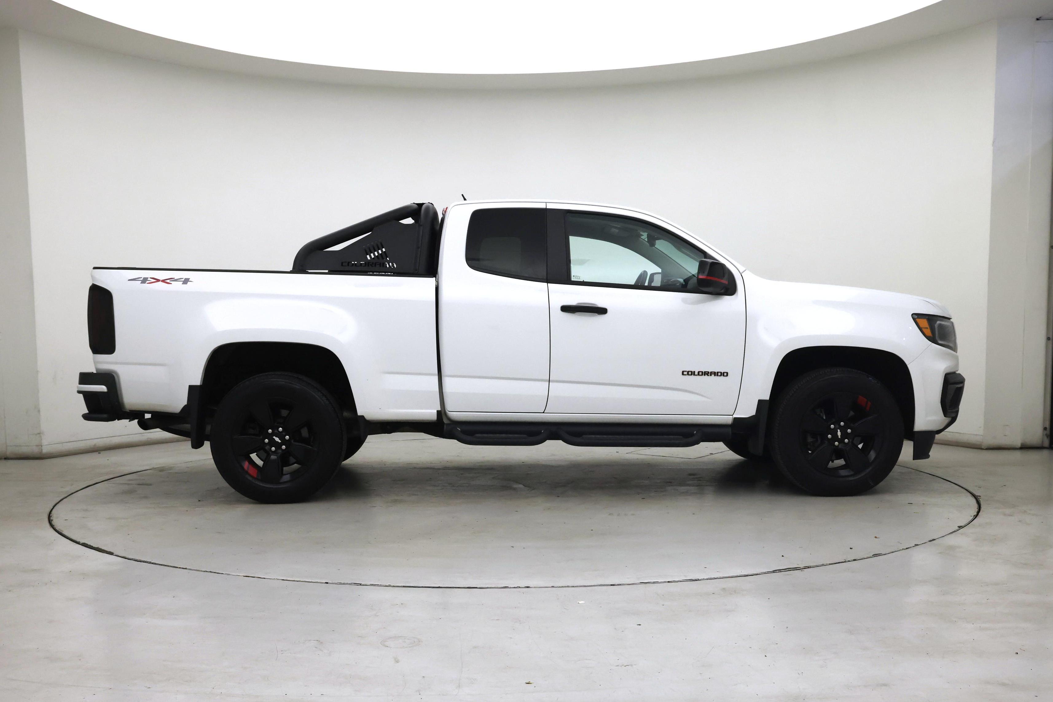 Thumbnail: 2021 Chevrolet Colorado - 7