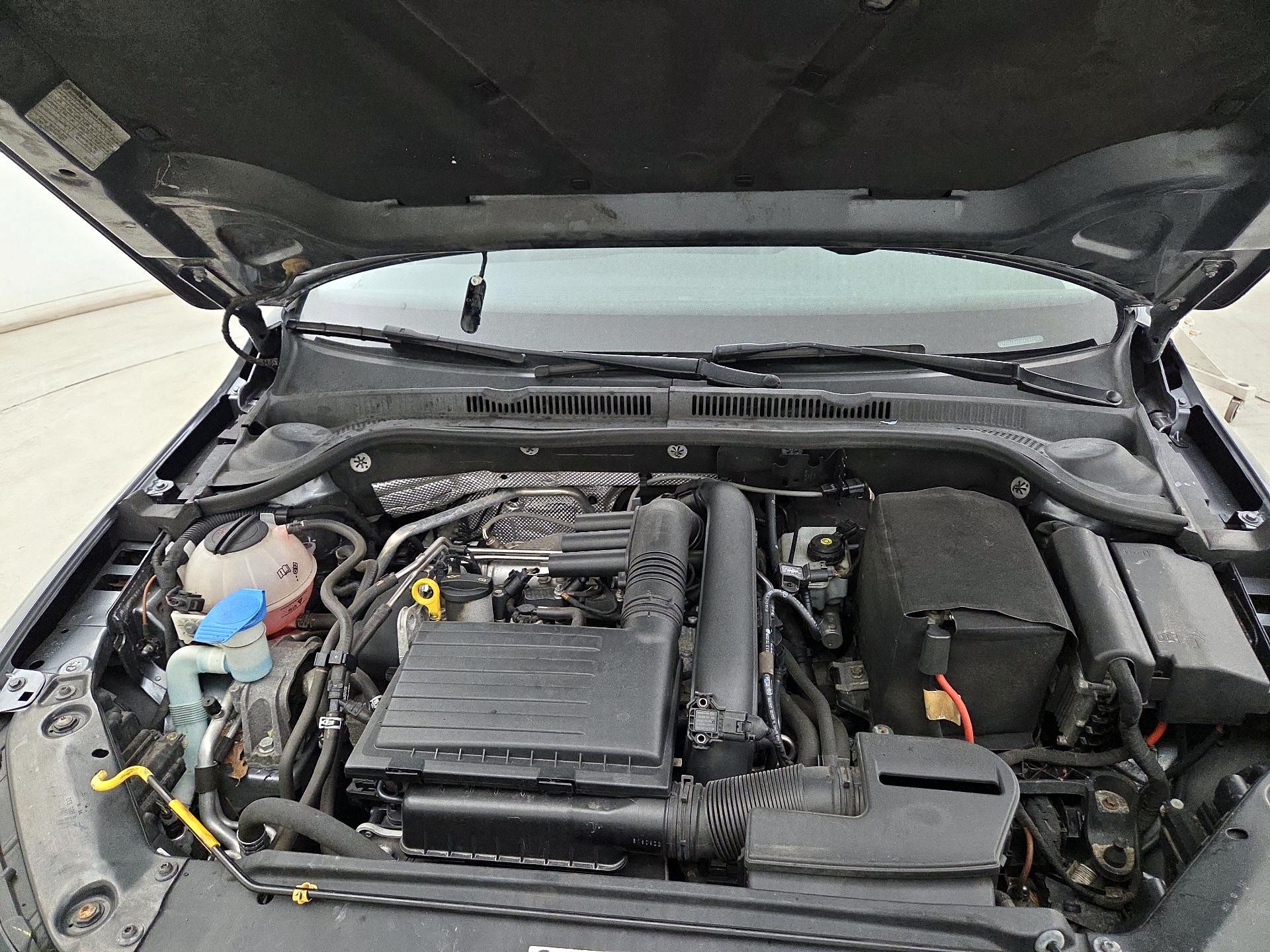 Thumbnail: 2017 Volkswagen Jetta - 20