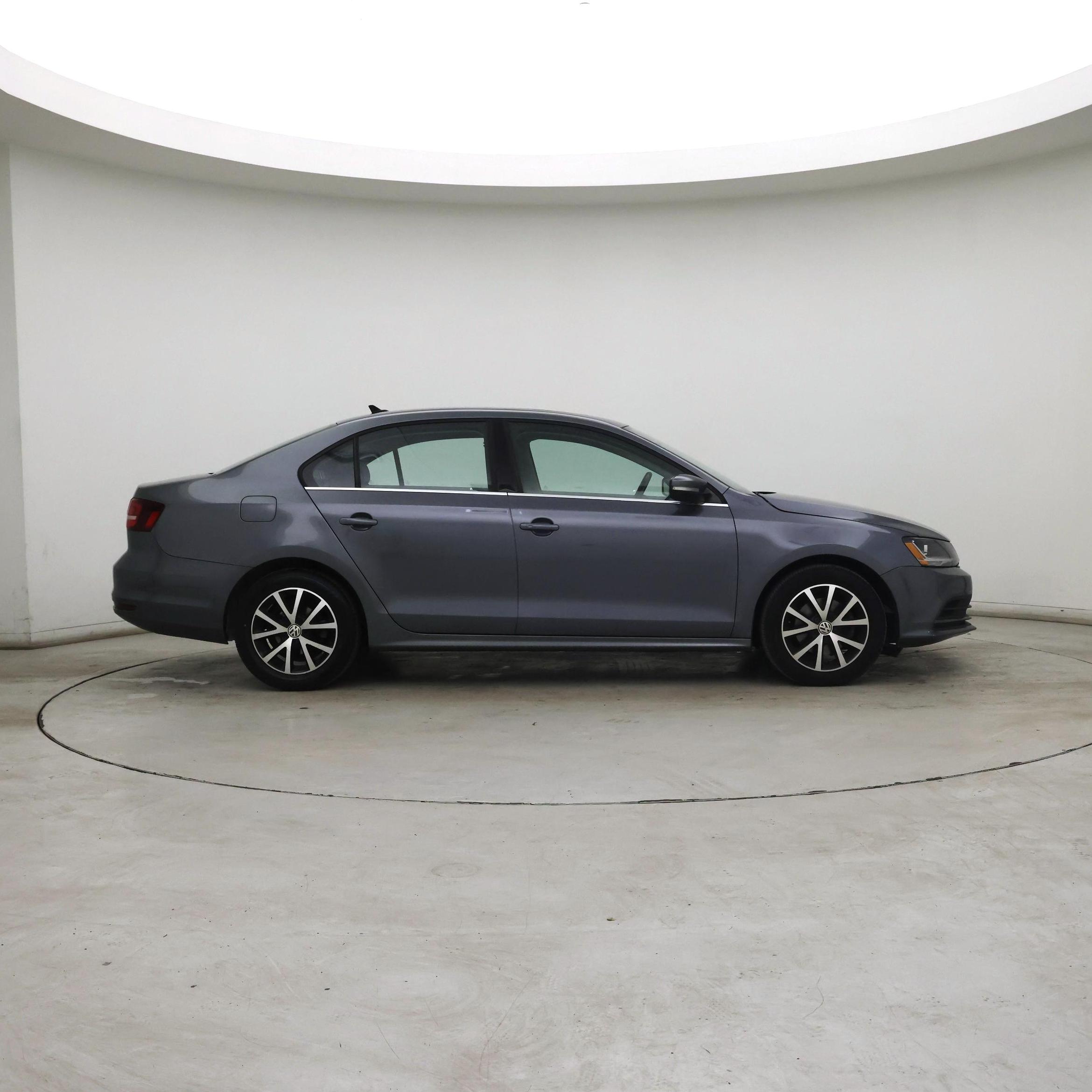 Thumbnail: 2017 Volkswagen Jetta - 7