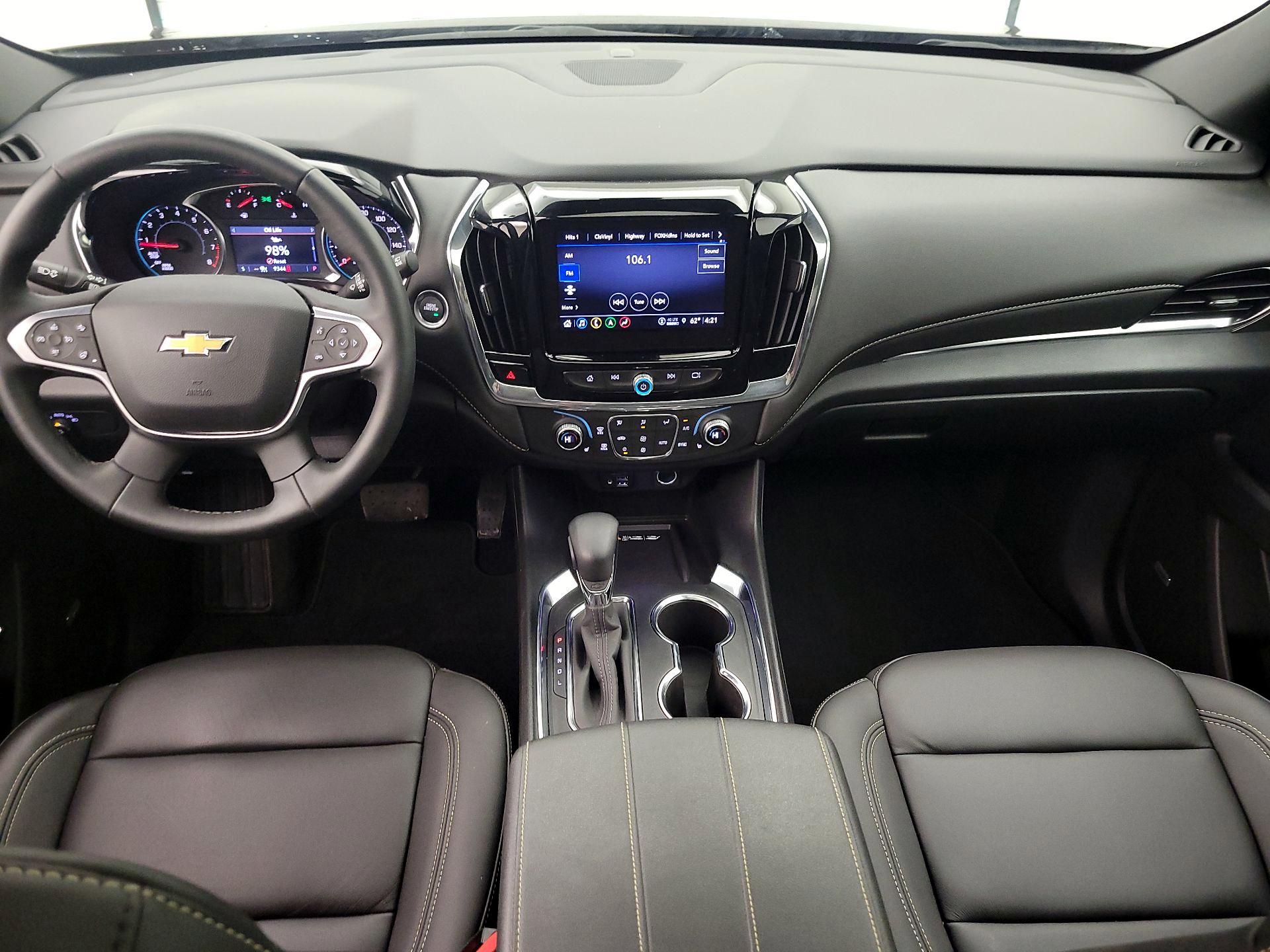 Thumbnail: 2023 Chevrolet Traverse - 9