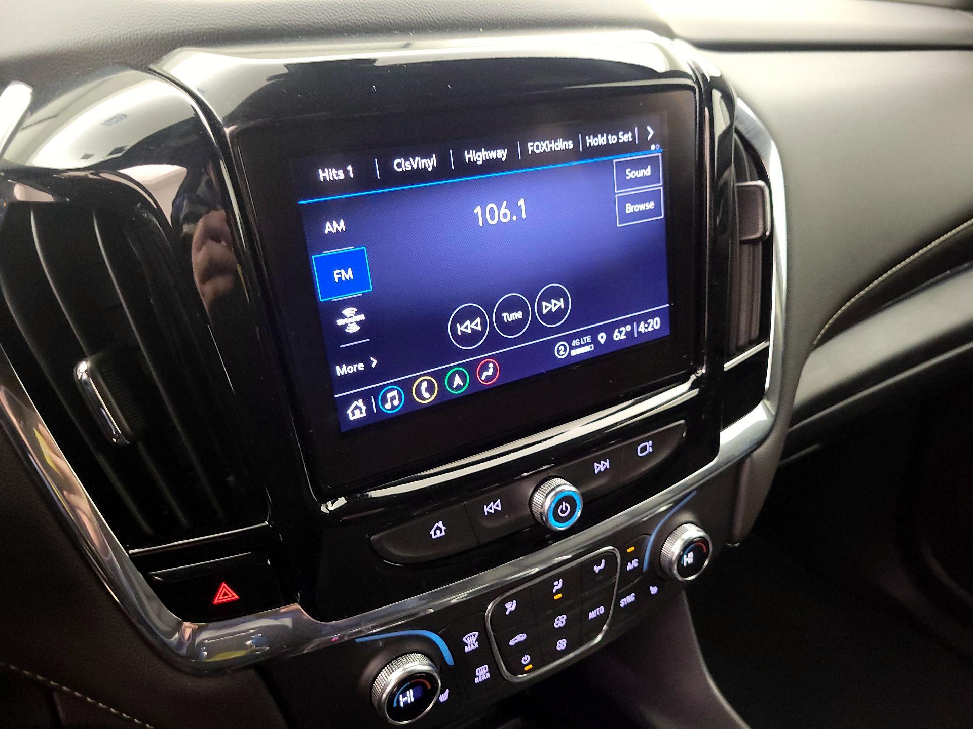 Thumbnail: 2023 Chevrolet Traverse - 15