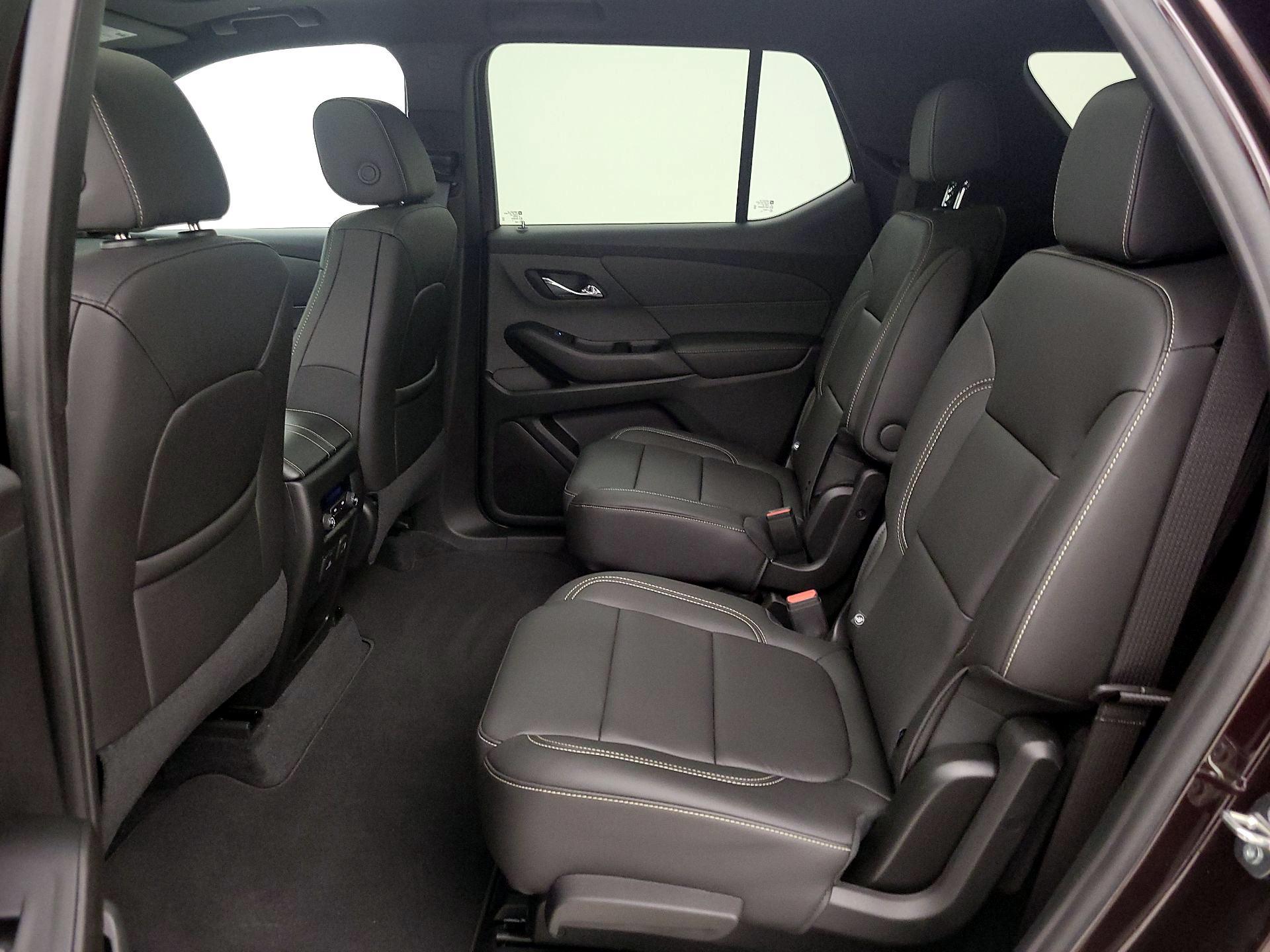 Thumbnail: 2023 Chevrolet Traverse - 20