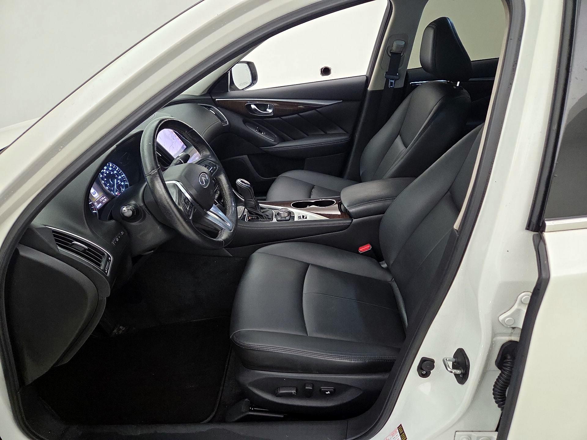 Thumbnail: 2018 INFINITI Q50 - 11