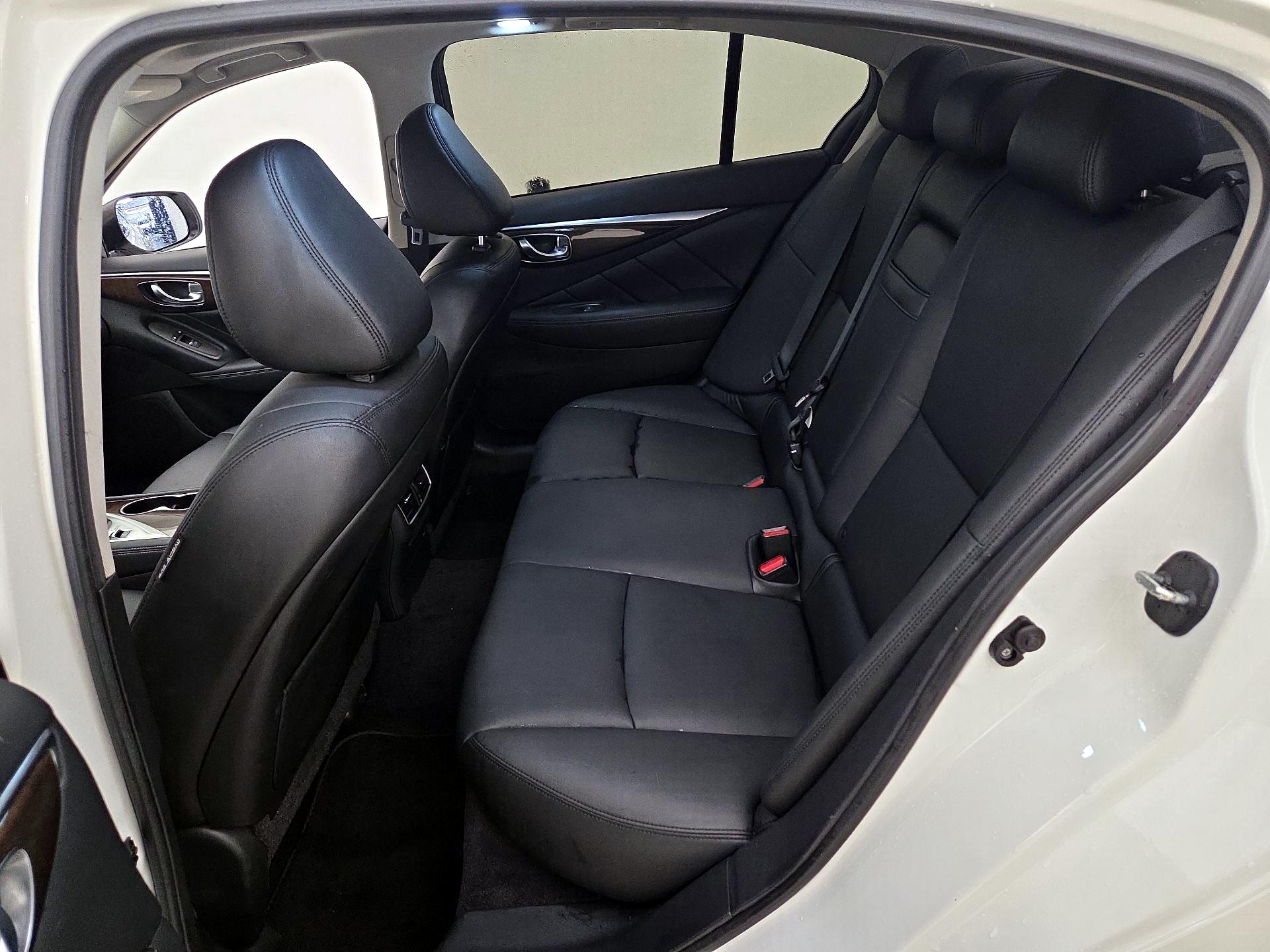 Thumbnail: 2018 INFINITI Q50 - 19