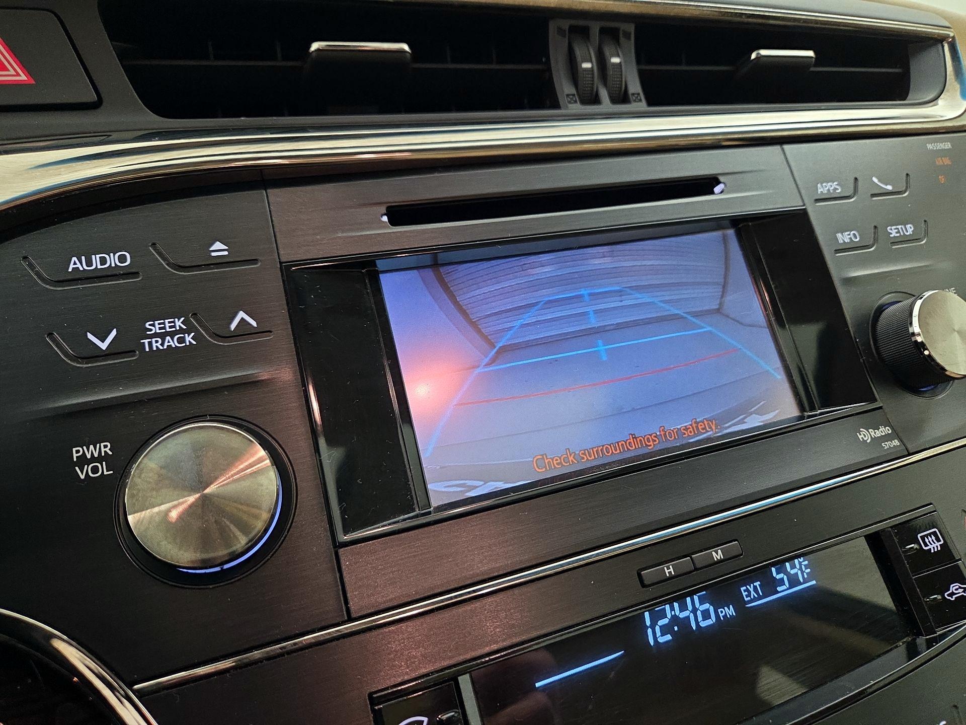 Thumbnail: 2014 Toyota Avalon - 13