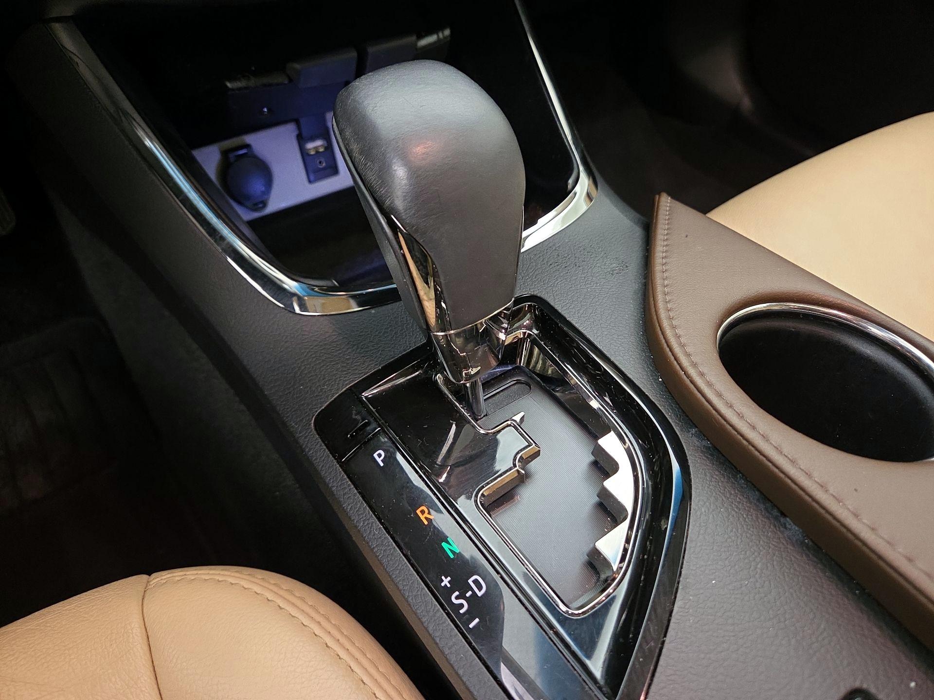 Thumbnail: 2014 Toyota Avalon - 16