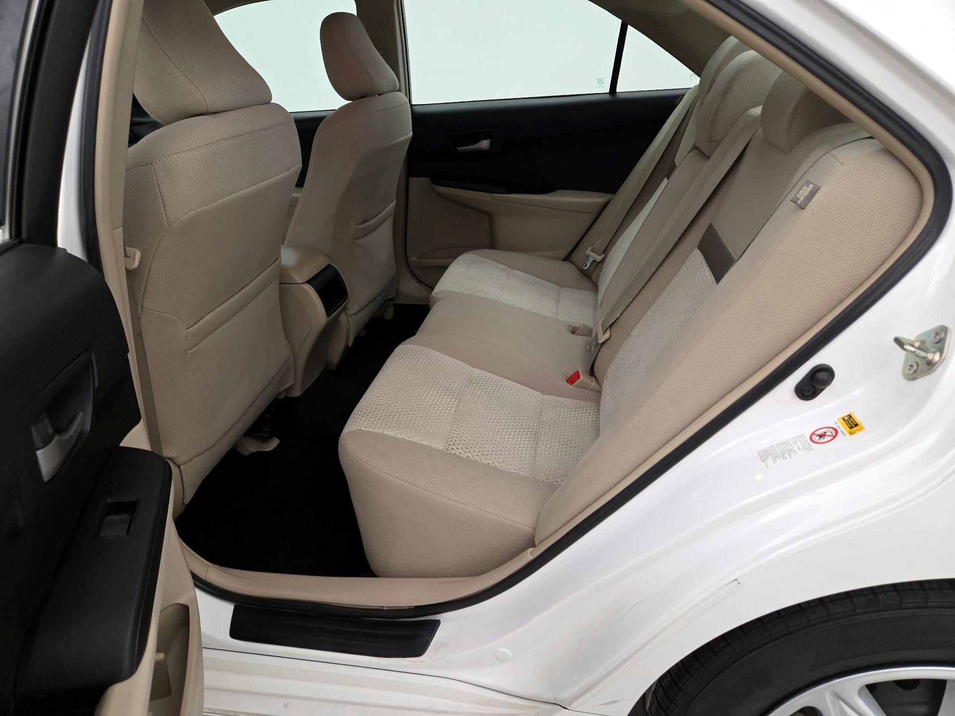 Thumbnail: 2014 Toyota Camry - 18