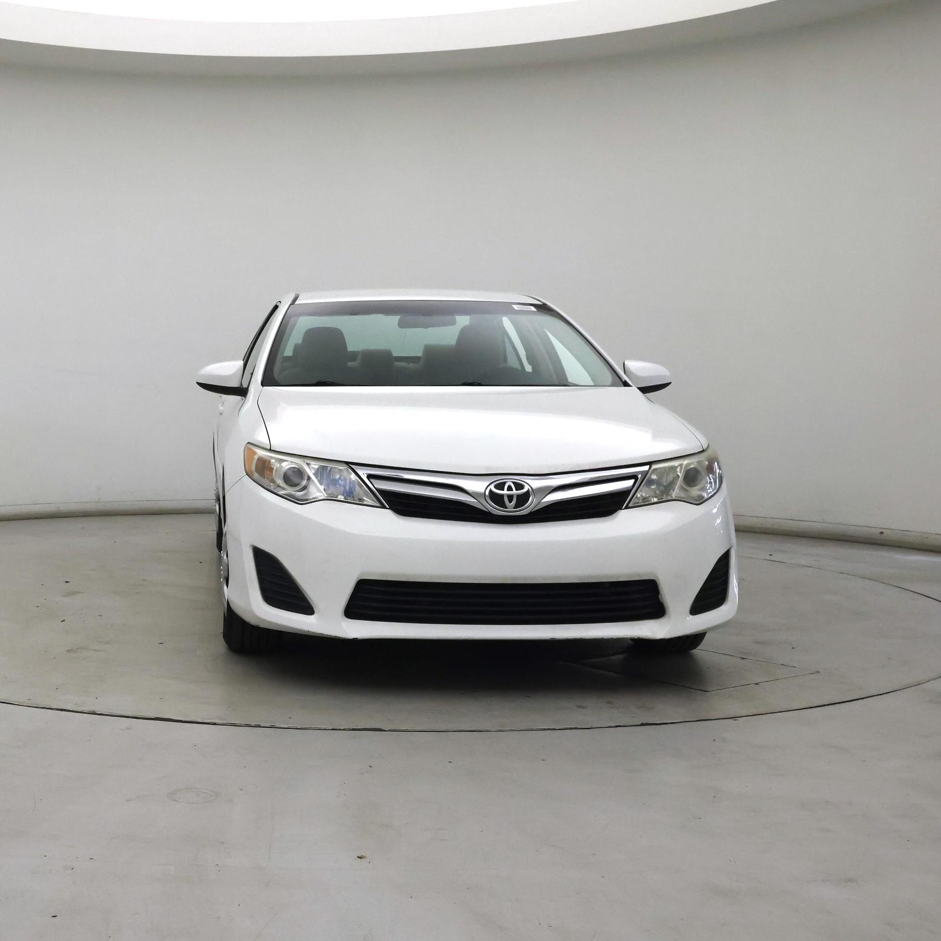 Thumbnail: 2014 Toyota Camry - 5
