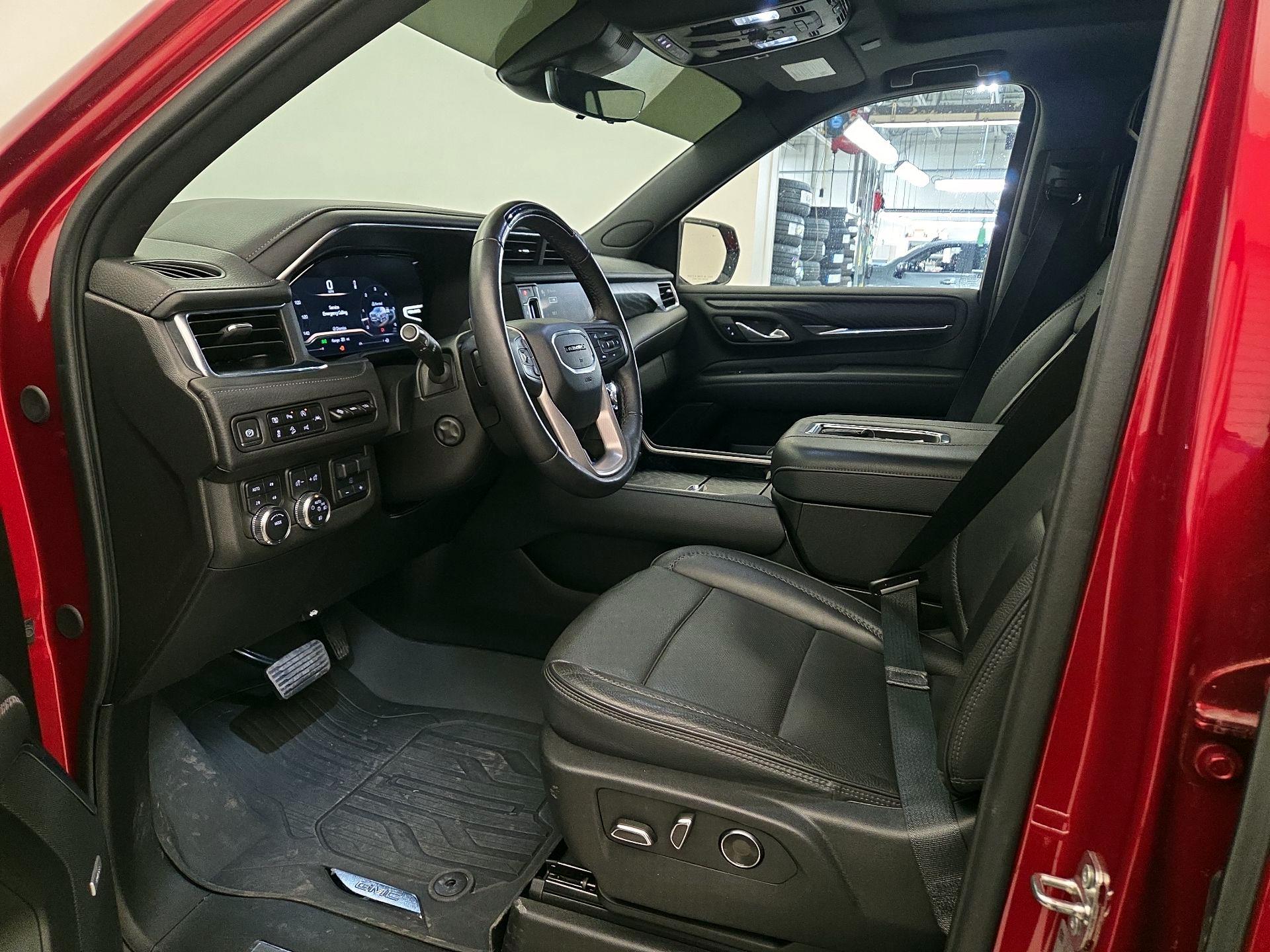 Thumbnail: 2023 GMC Yukon - 11