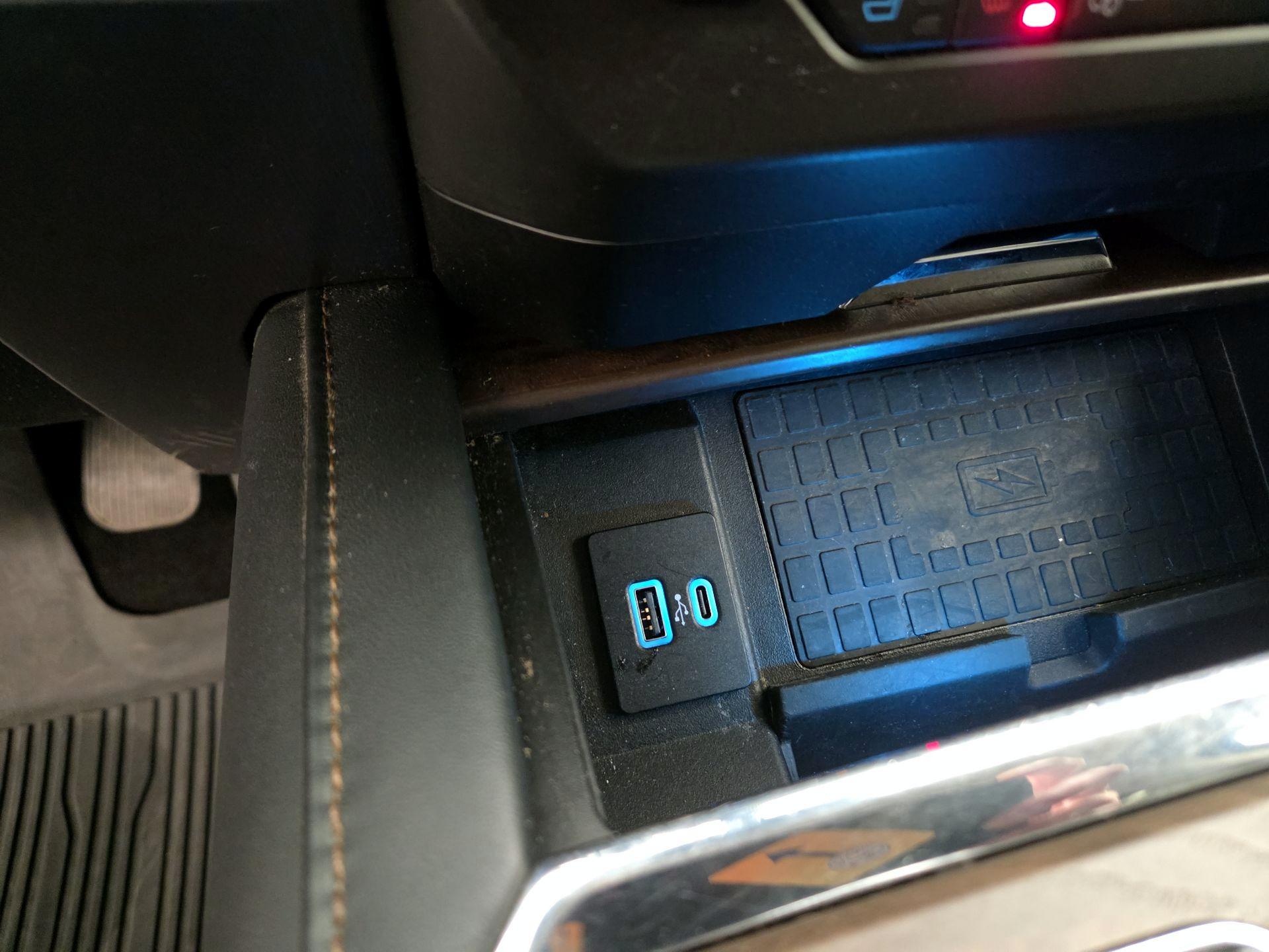 Thumbnail: 2021 Ford Expedition - 17