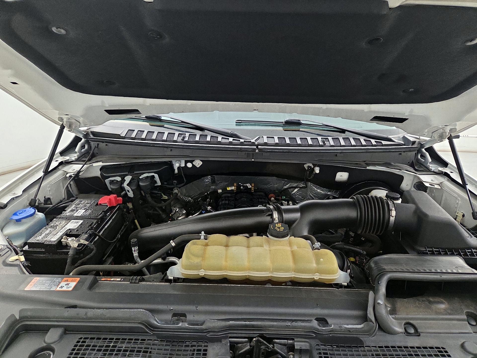 Thumbnail: 2021 Ford Expedition - 20