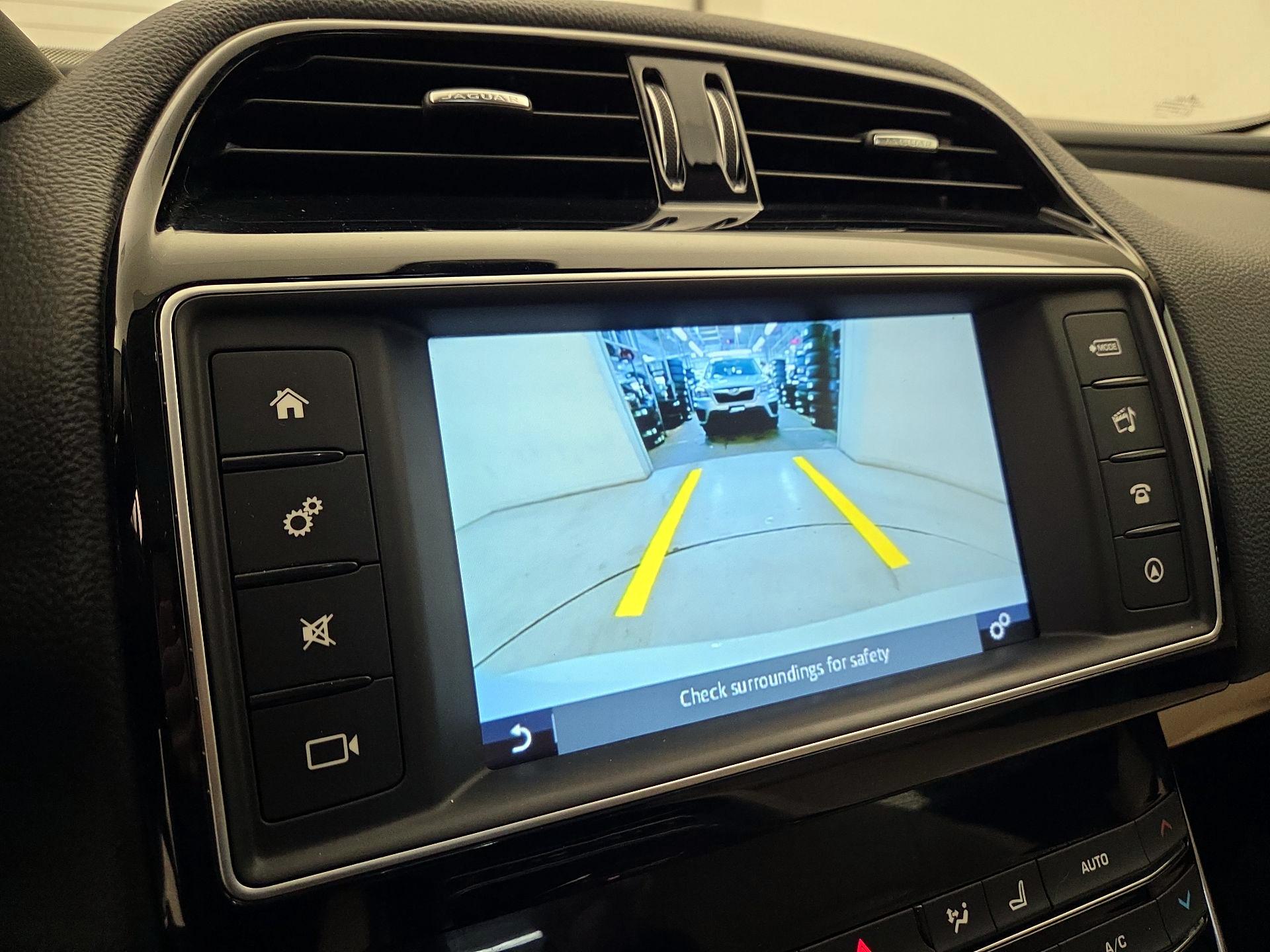 Thumbnail: 2017 Jaguar XE - 13