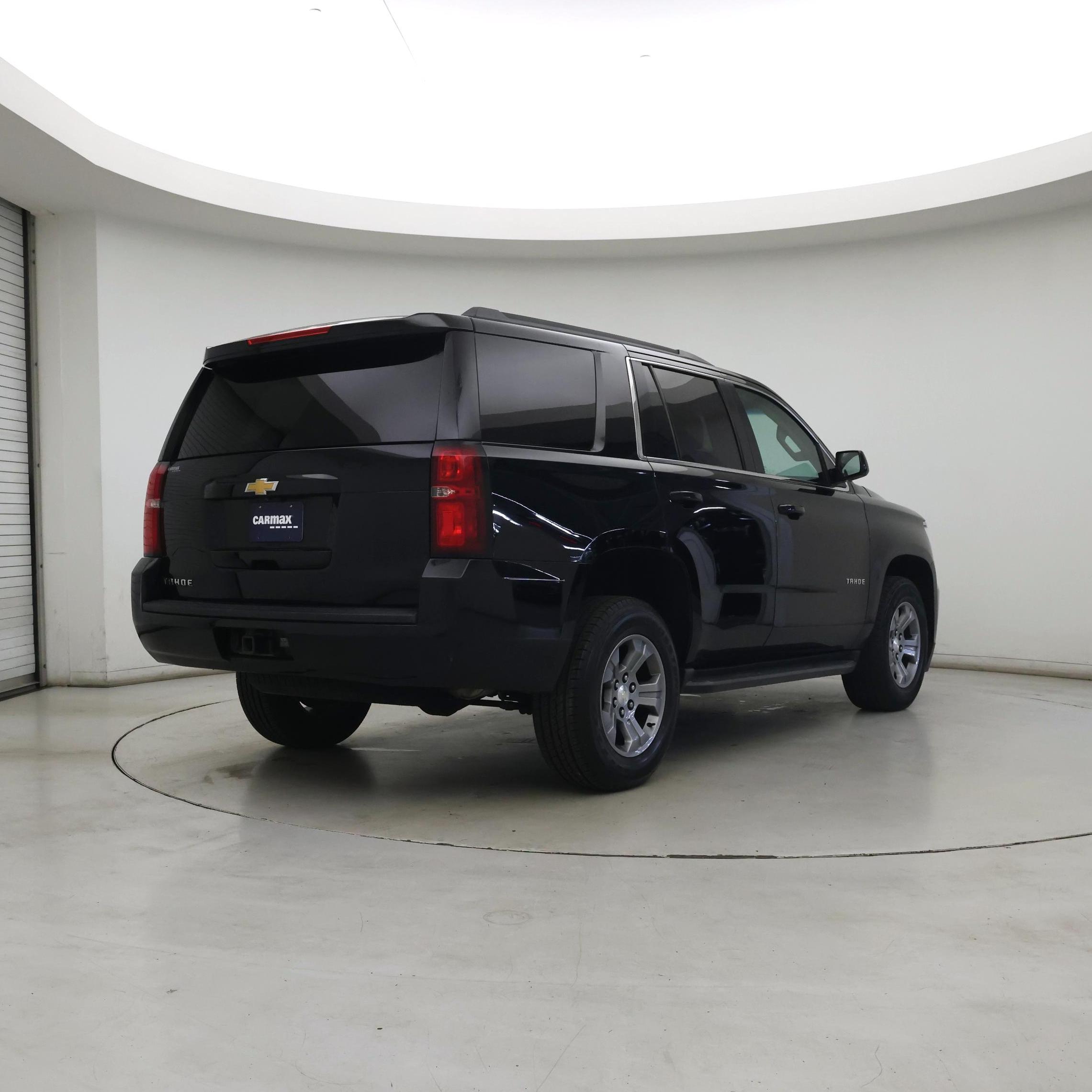 Thumbnail: 2018 Chevrolet Tahoe - 8