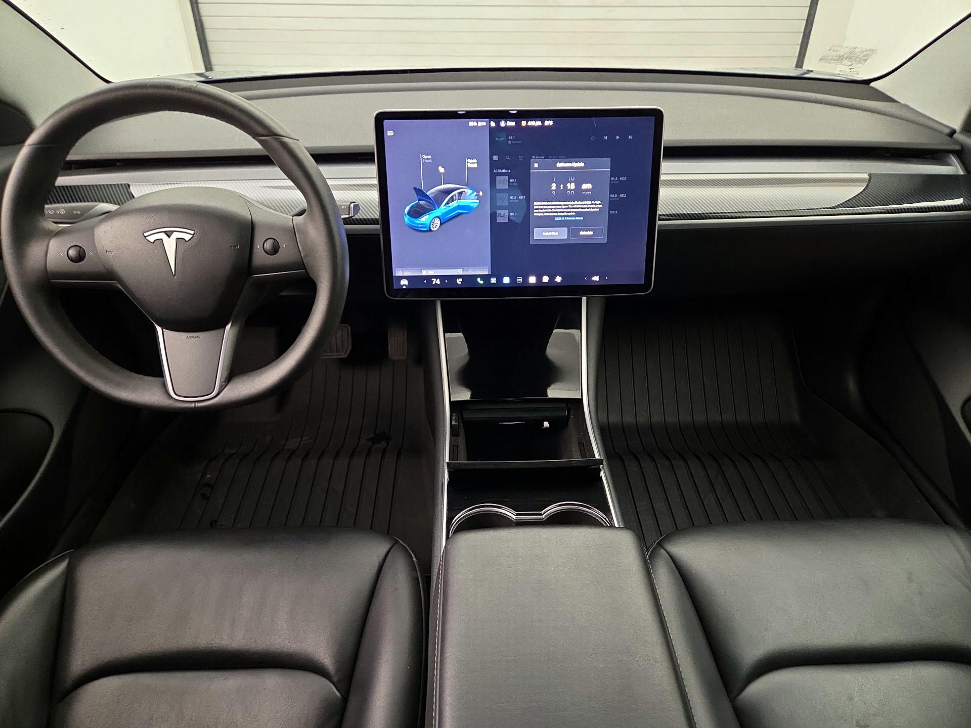 Thumbnail: 2020 Tesla Model 3 - 9