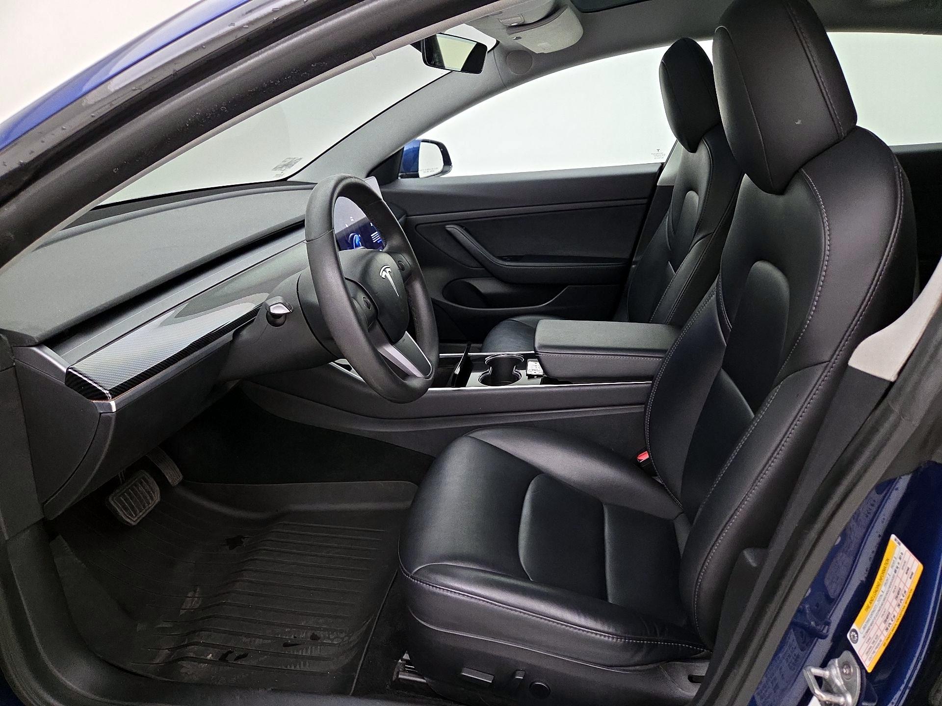 Thumbnail: 2020 Tesla Model 3 - 11