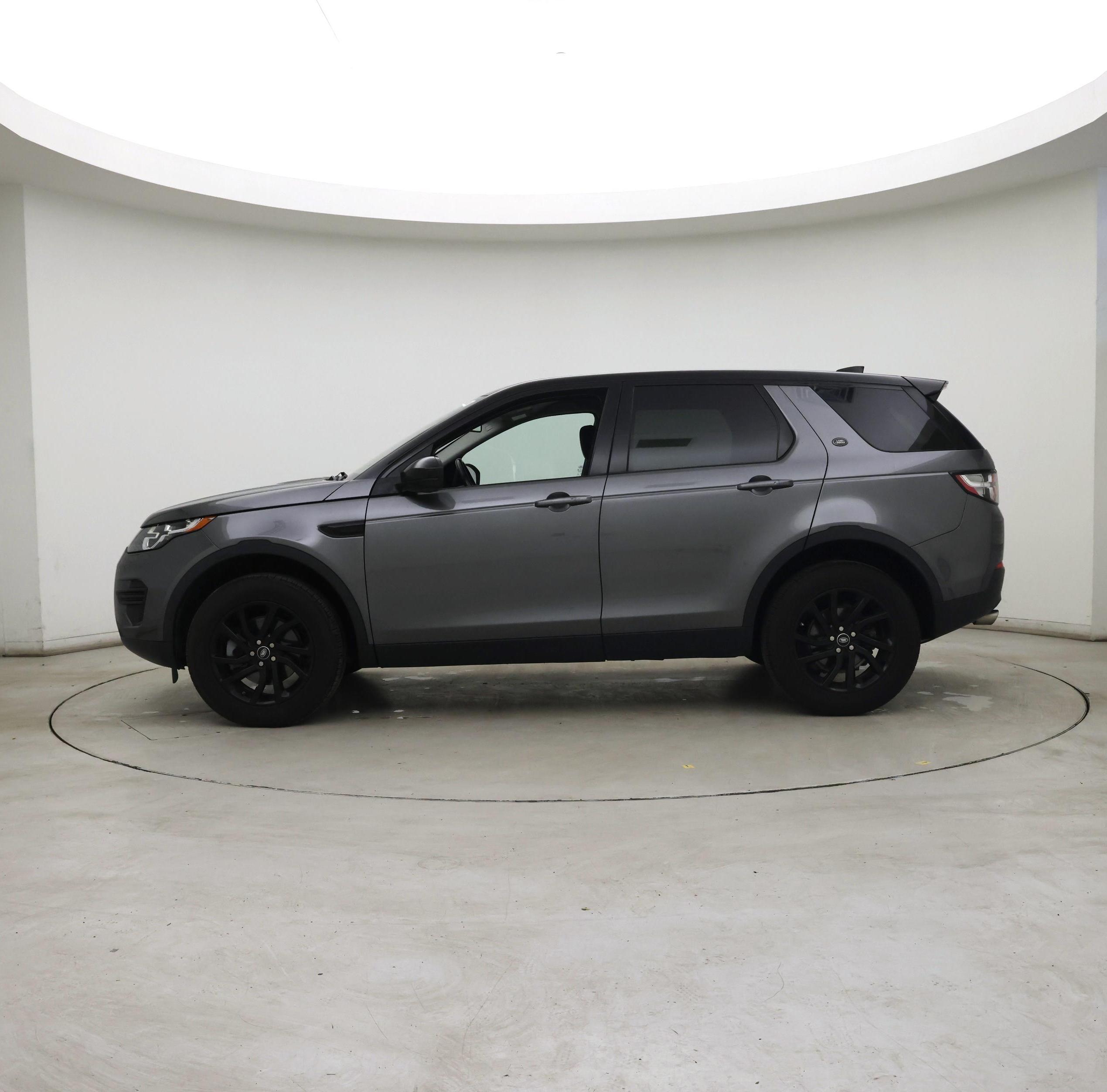 Thumbnail: 2018 Land Rover Discovery Sport - 3