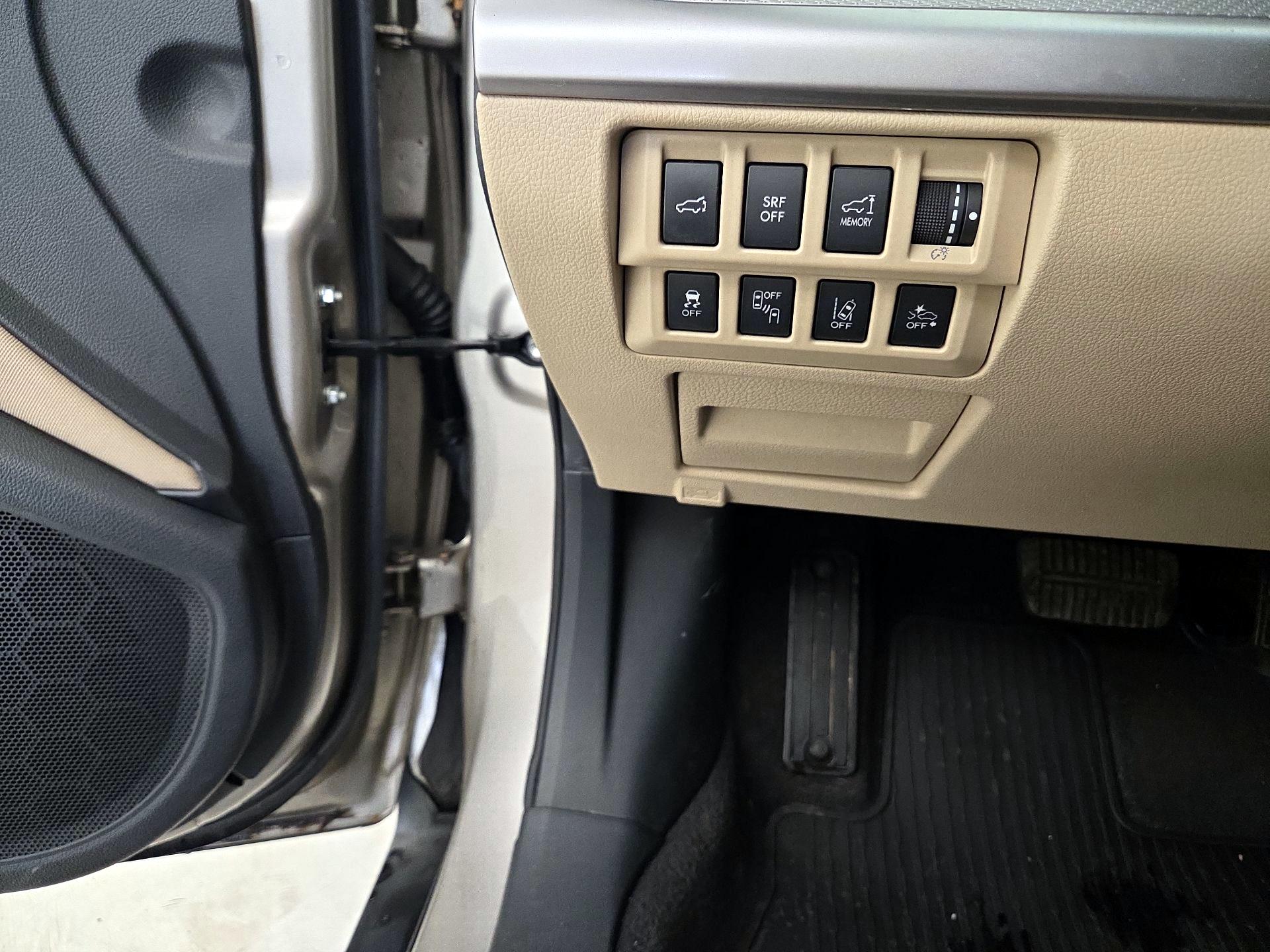 Thumbnail: 2016 Subaru Outback - 13