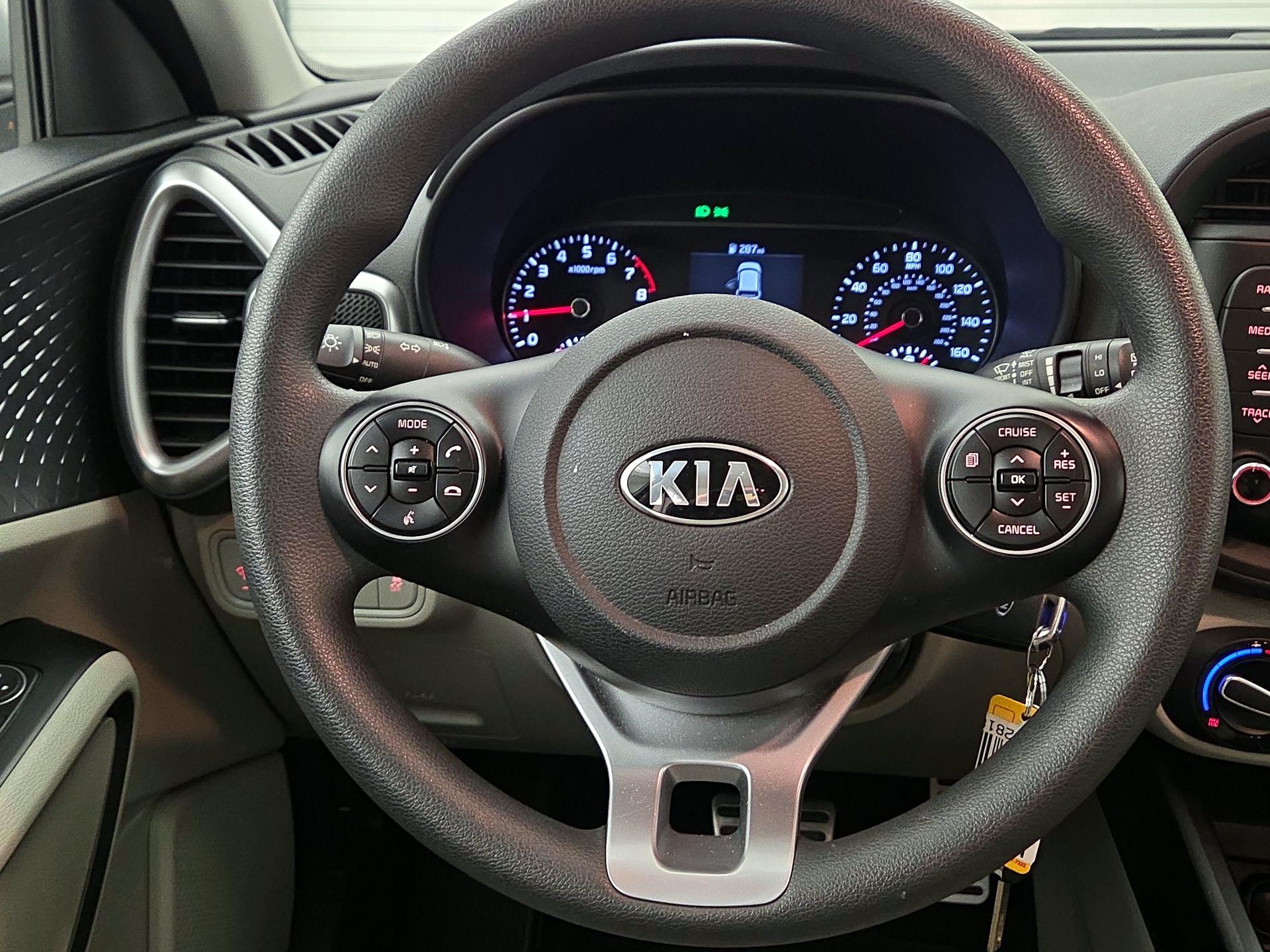 Thumbnail: 2021 Kia Soul - 10