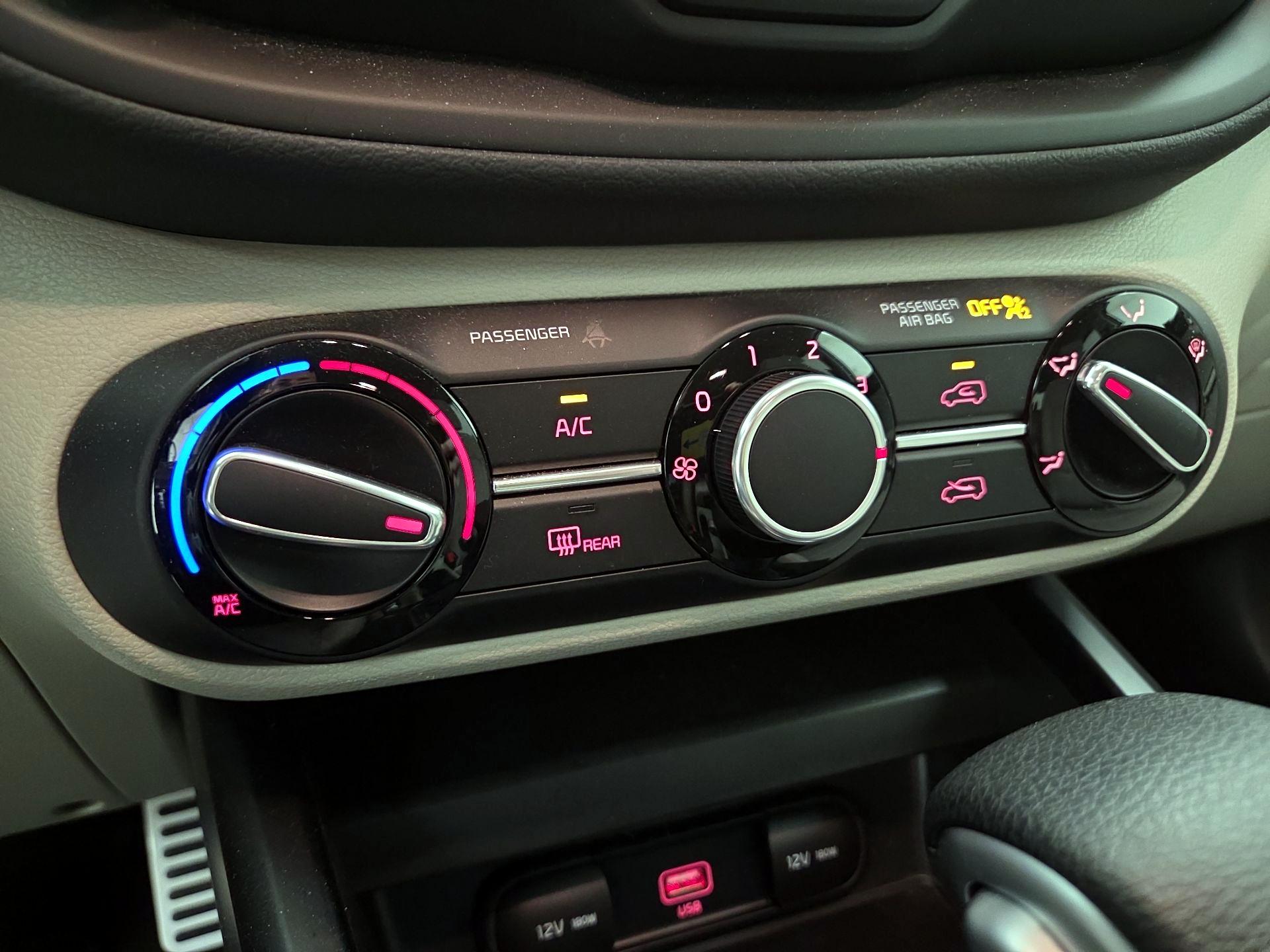 Thumbnail: 2021 Kia Soul - 15