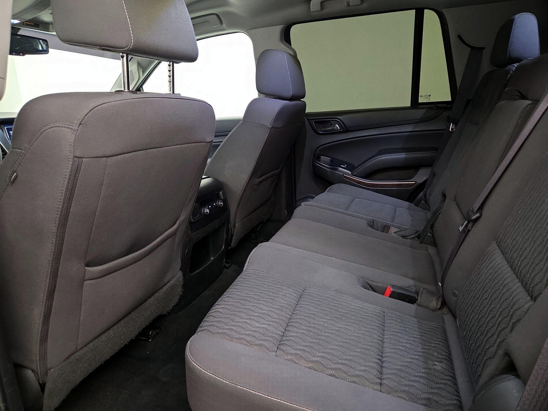 Thumbnail: 2017 Chevrolet Tahoe - 18