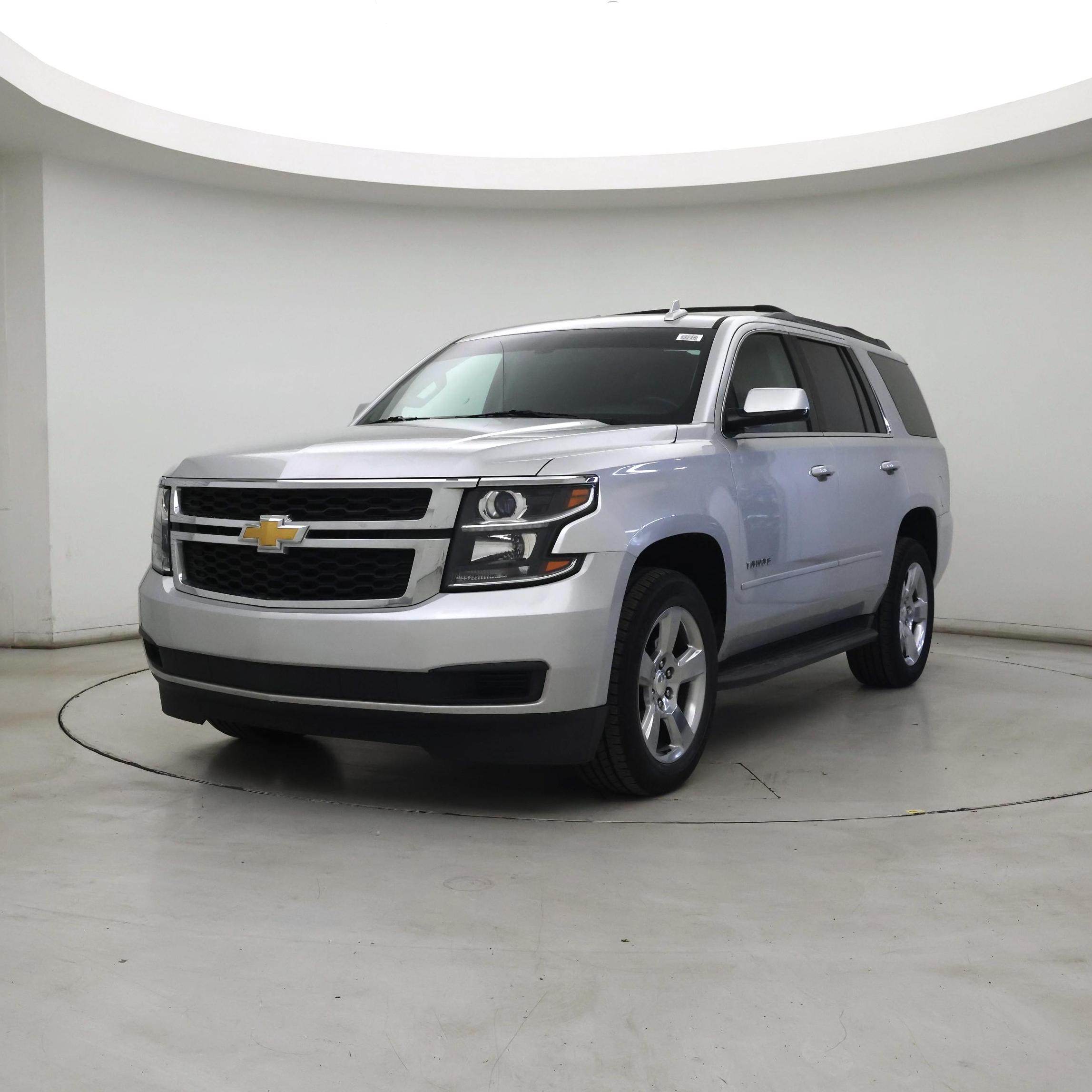Thumbnail: 2017 Chevrolet Tahoe - 4