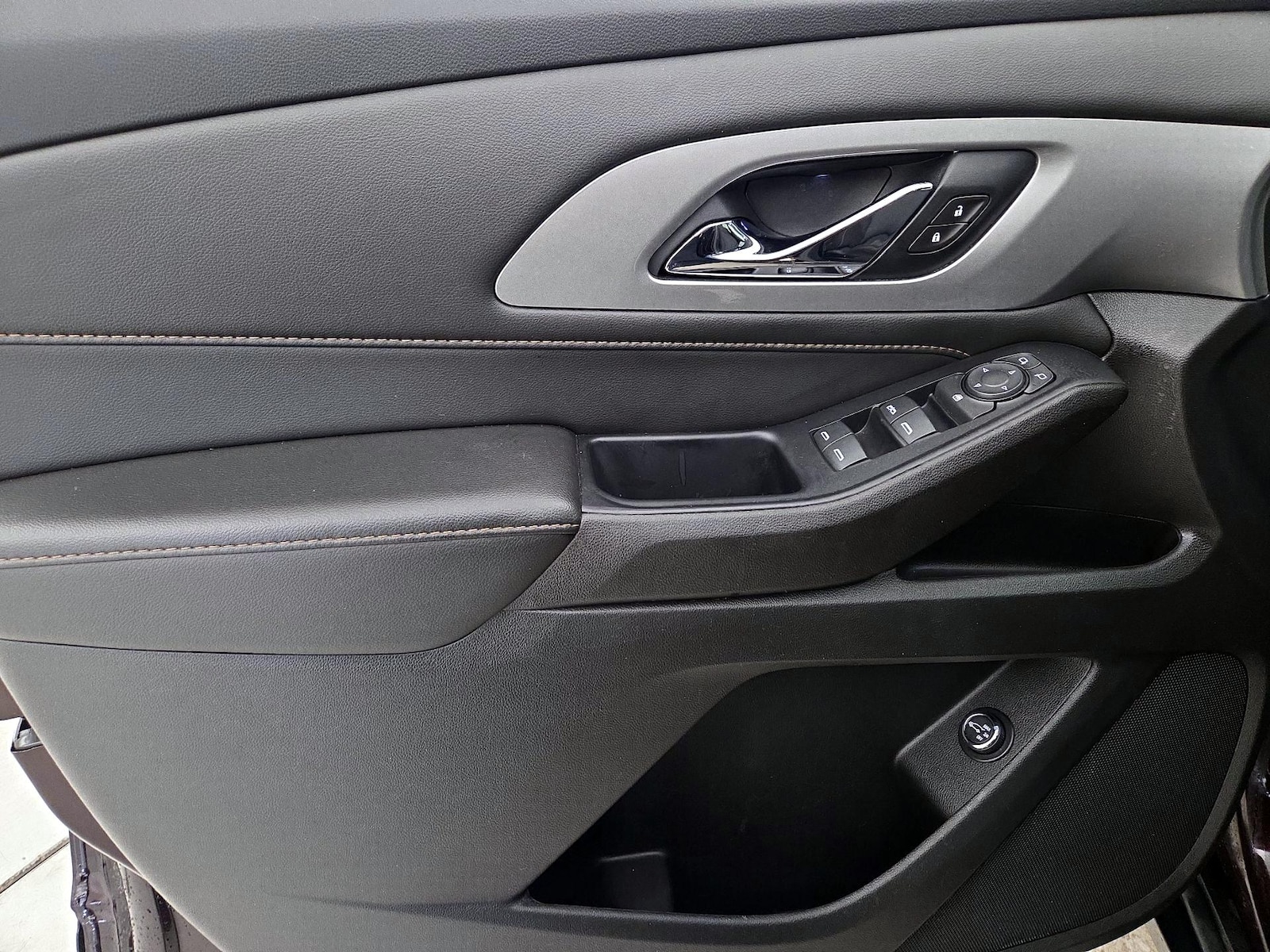 2021 Chevrolet Traverse 1LT - Photo 13