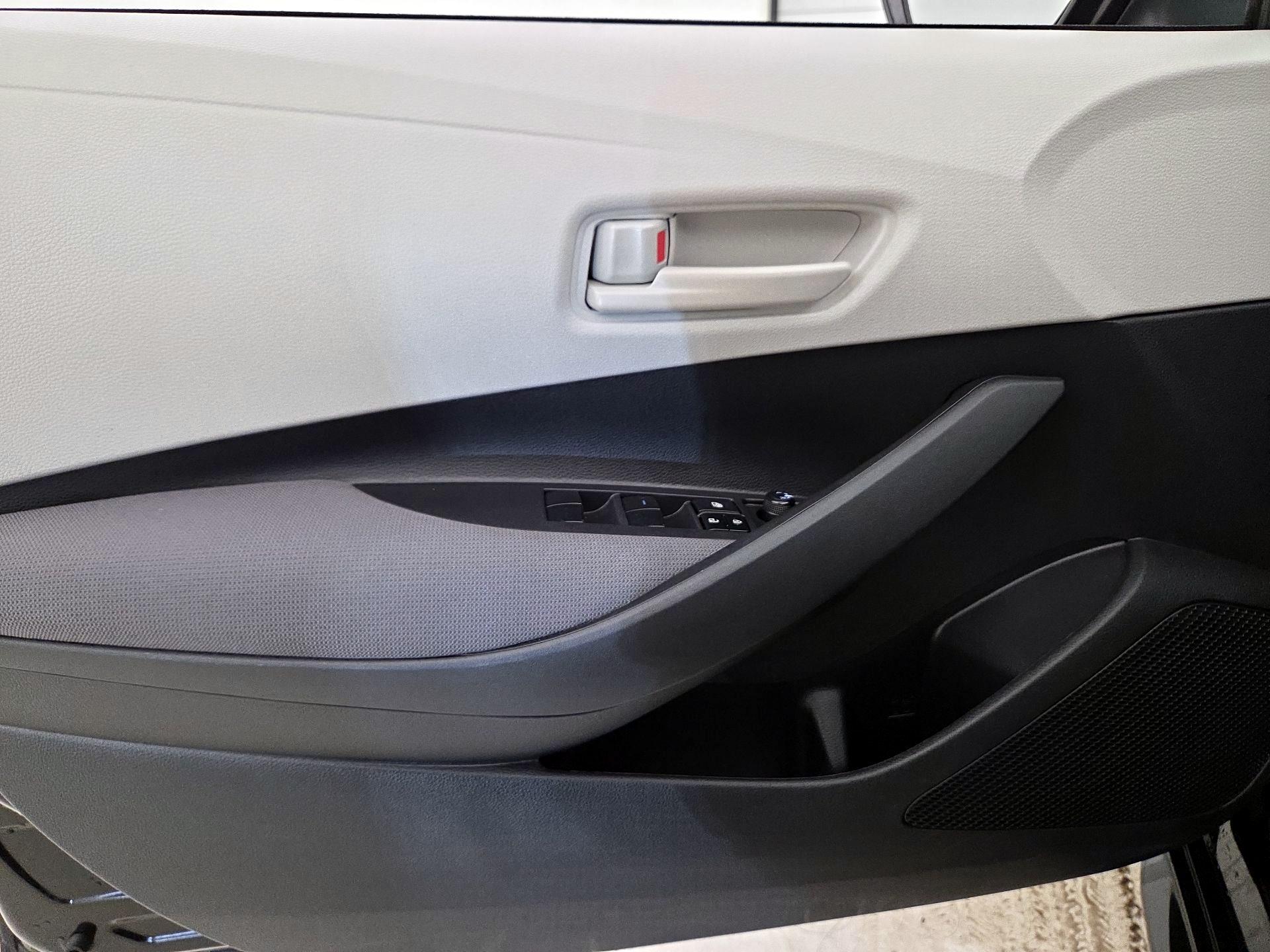 Thumbnail: 2024 Toyota Corolla - 12