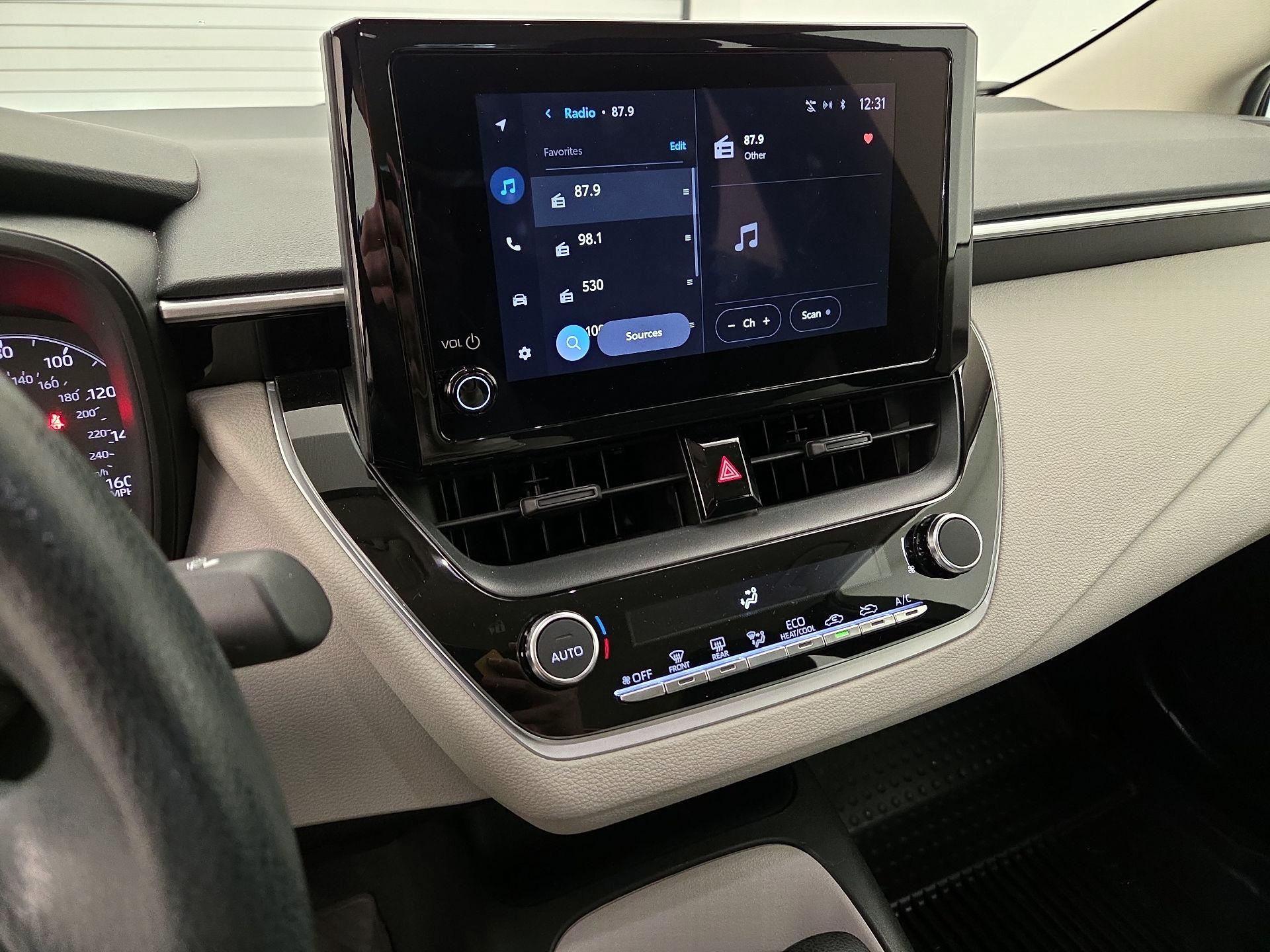 Thumbnail: 2024 Toyota Corolla - 15