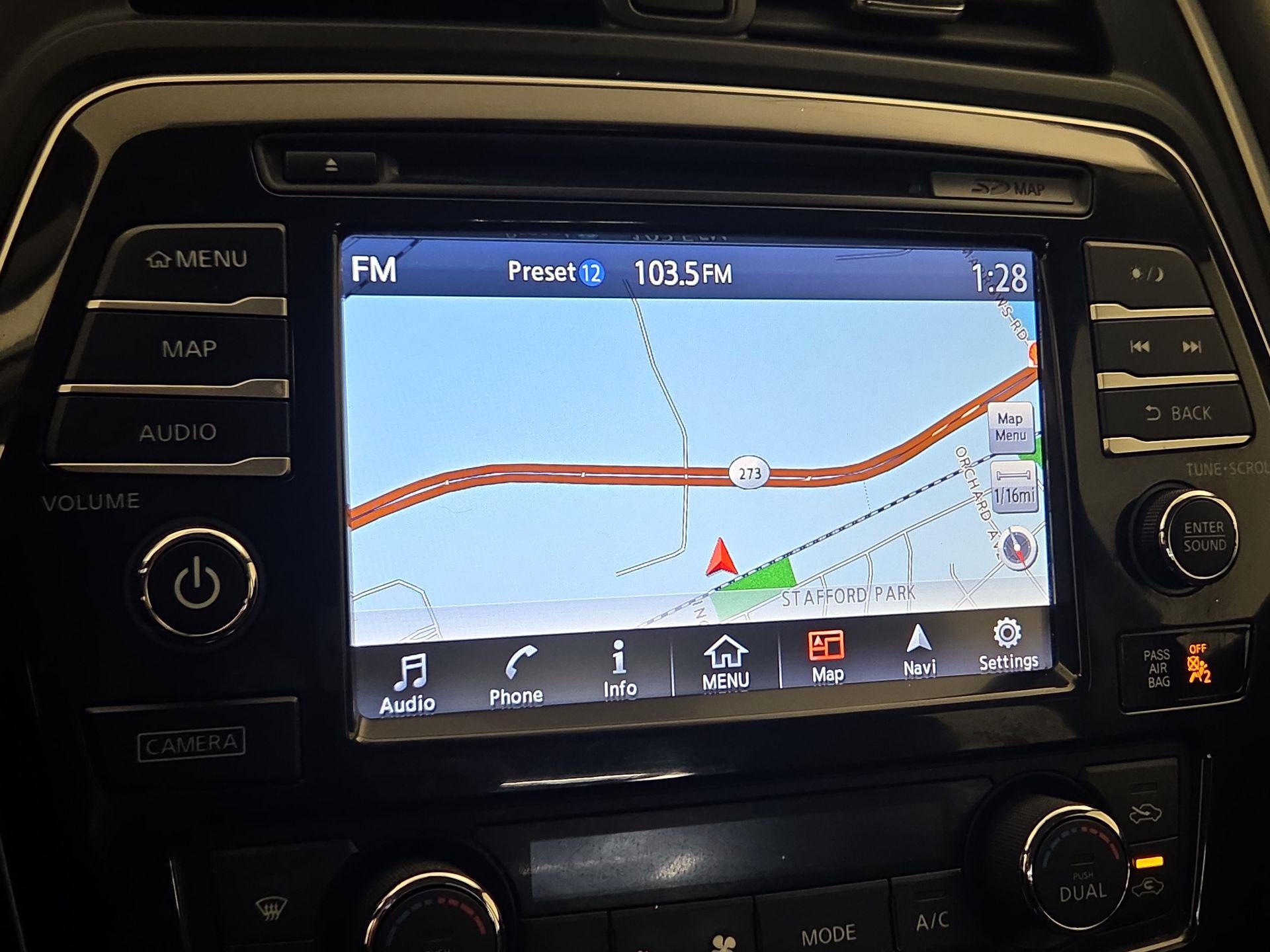 Thumbnail: 2017 Nissan Maxima - 14