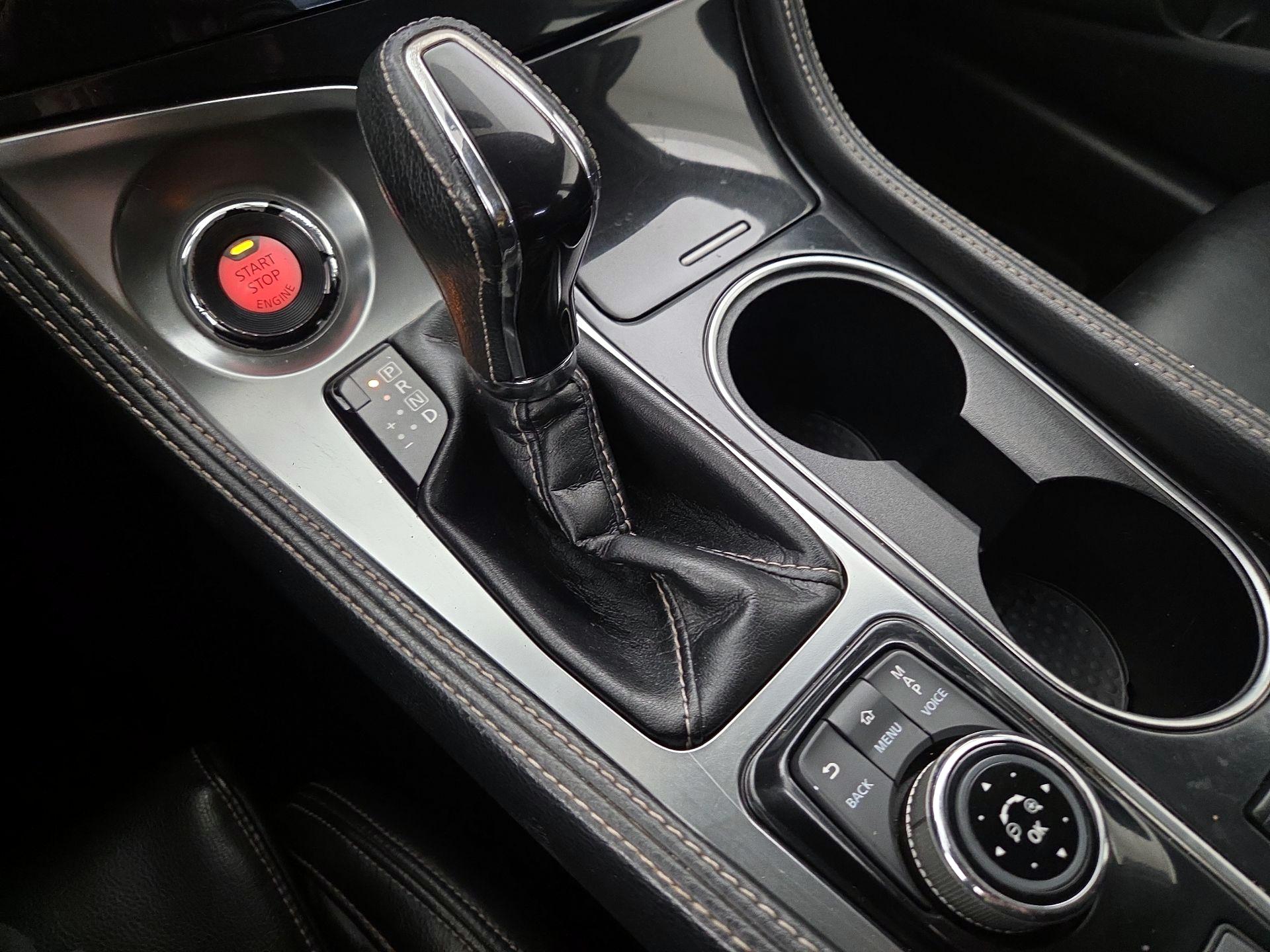 Thumbnail: 2017 Nissan Maxima - 18