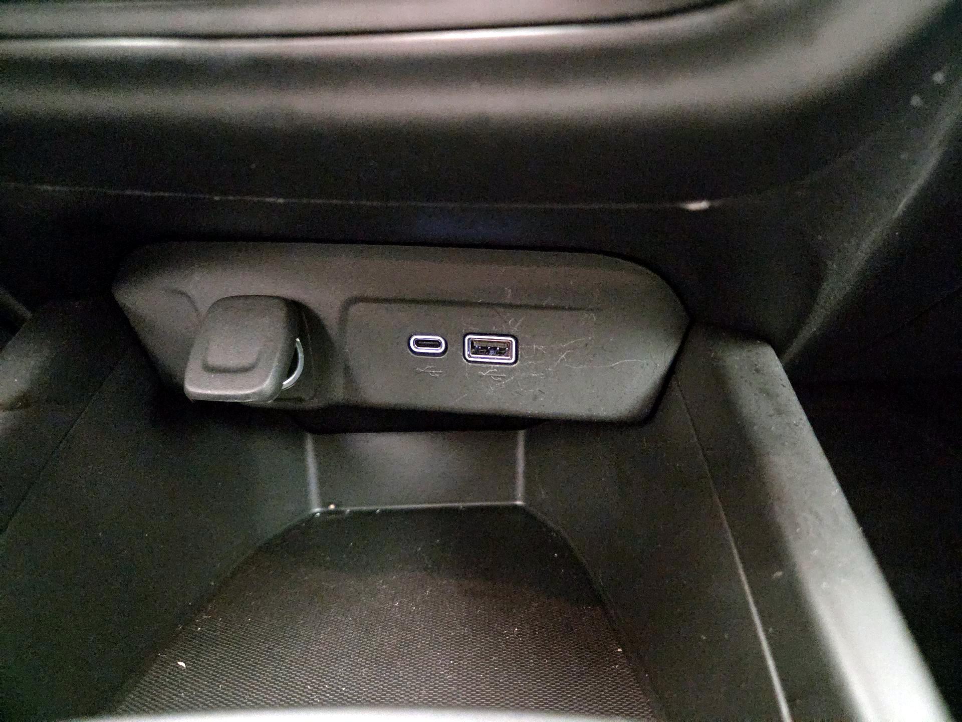 Thumbnail: 2024 Chevrolet Trax - 18