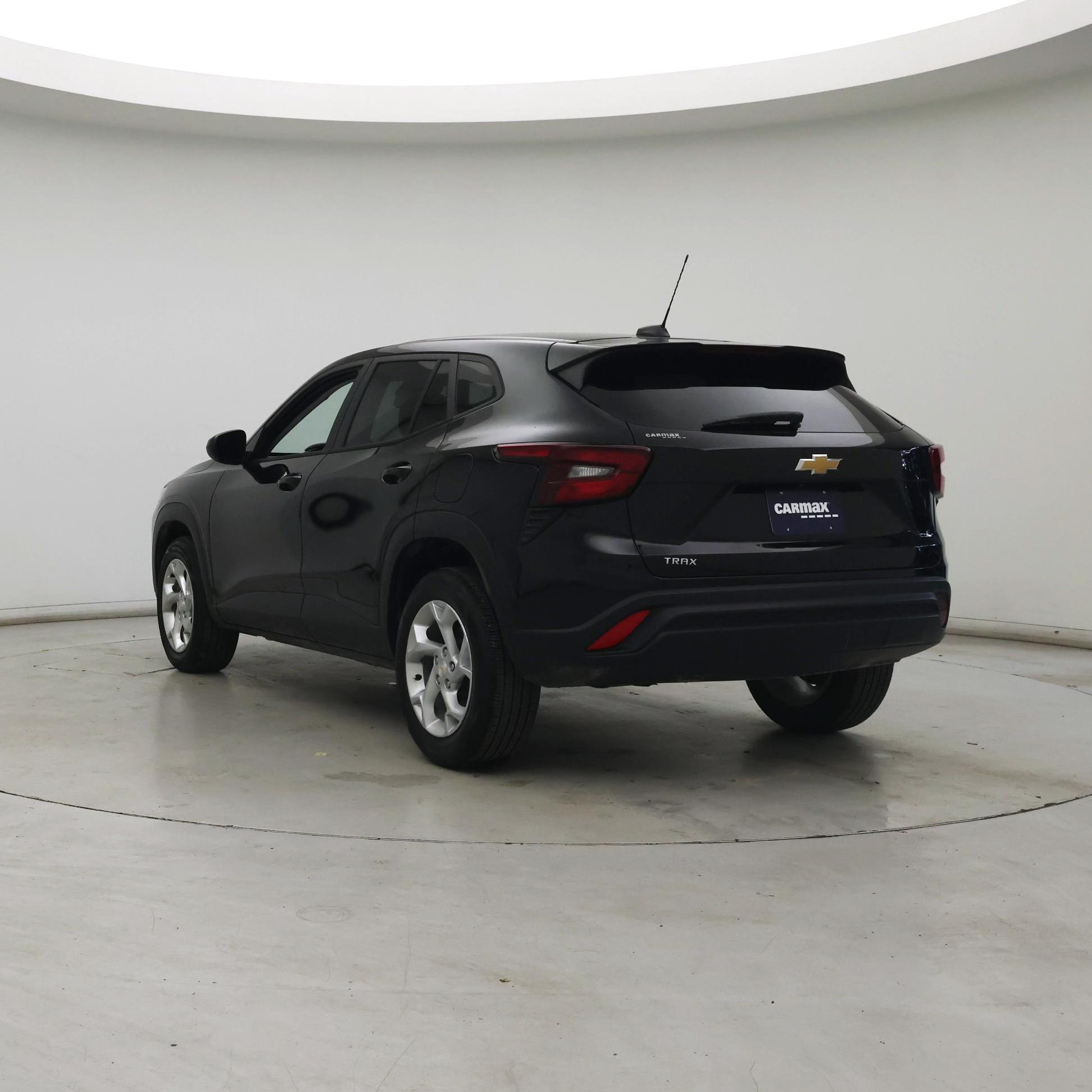 Thumbnail: 2024 Chevrolet Trax - 2