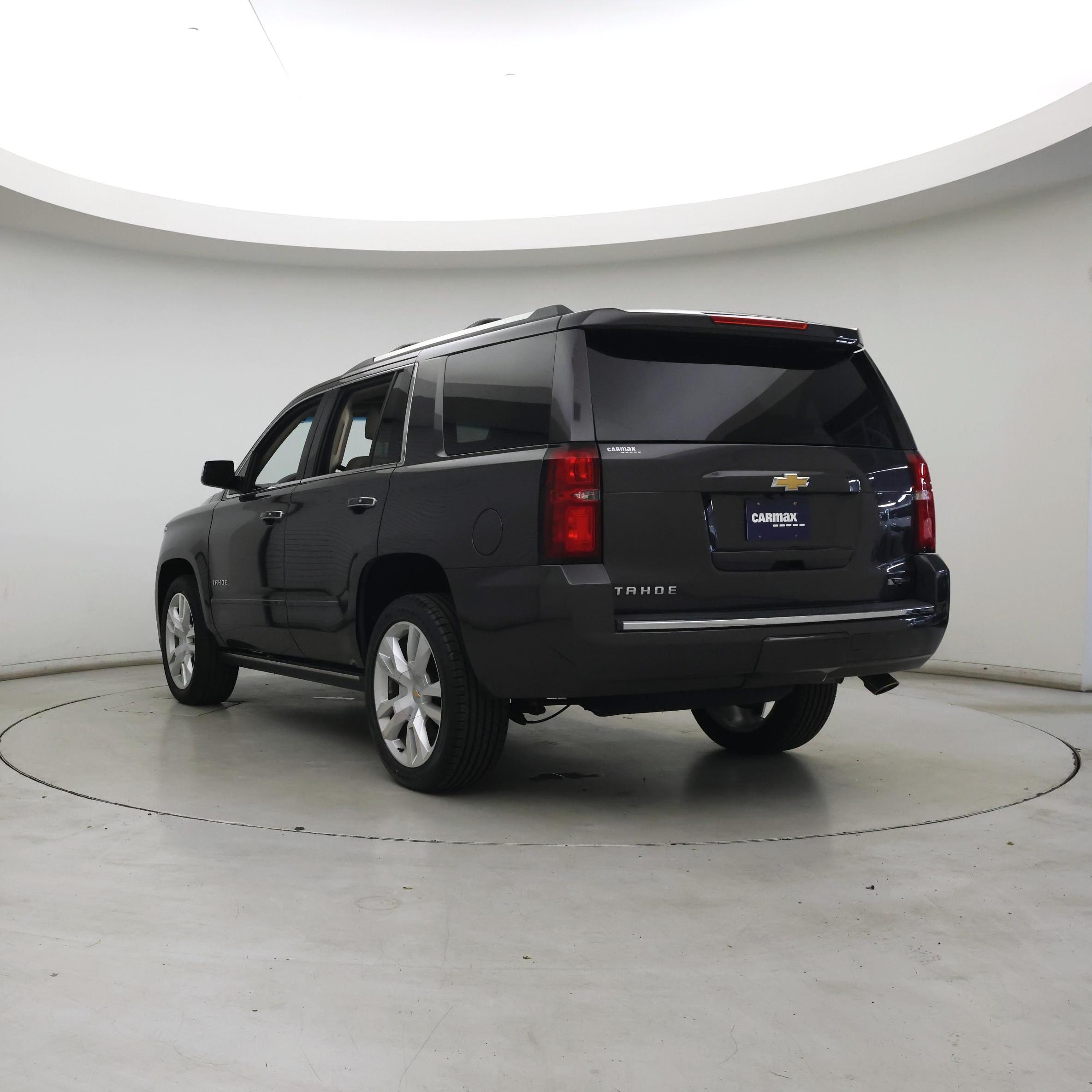 Thumbnail: 2017 Chevrolet Tahoe - 2