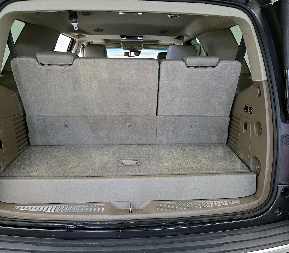 Trunk/Cargo (Seats Up)