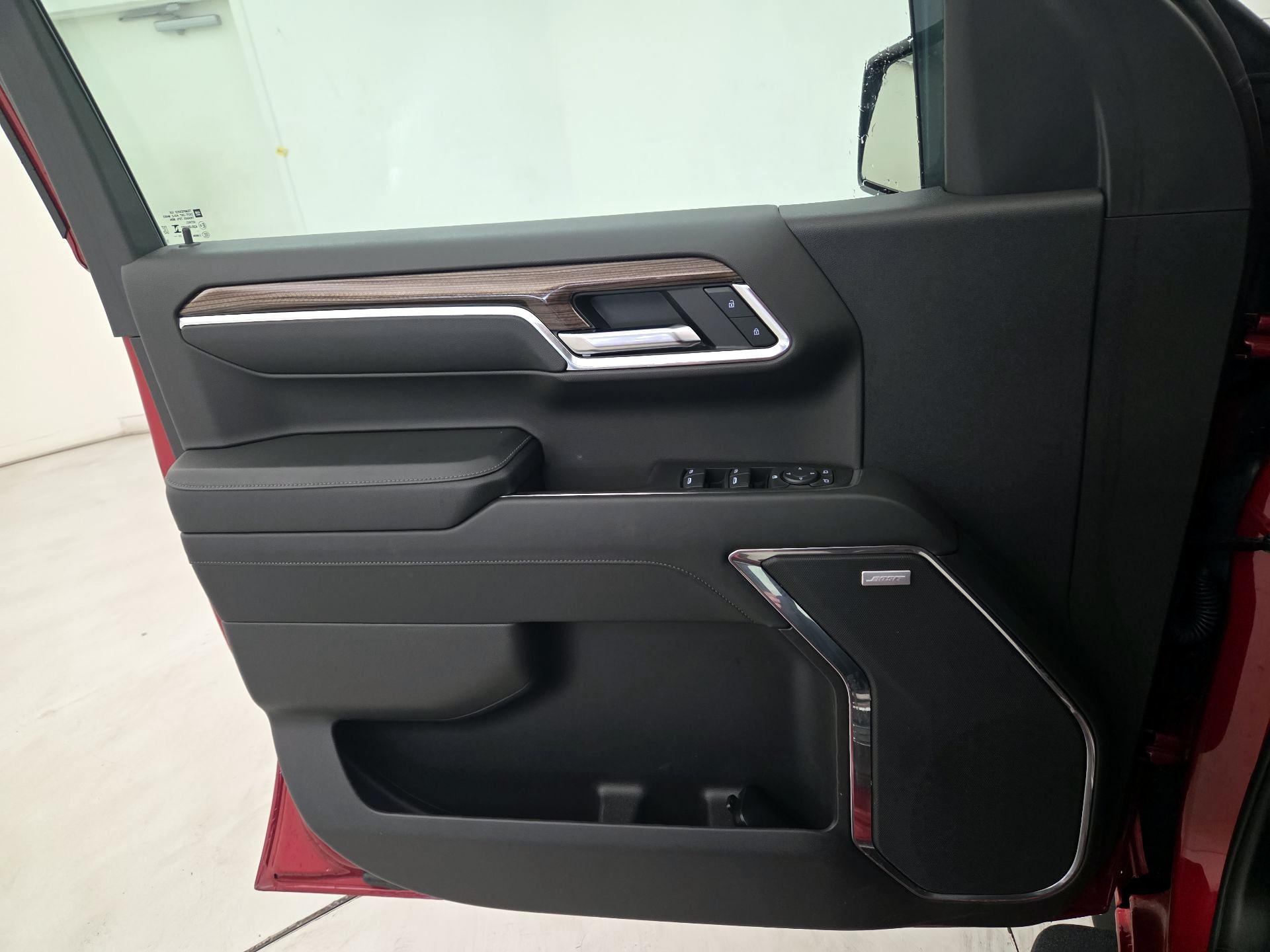 Thumbnail: 2024 Chevrolet Silverado 1500 - 12