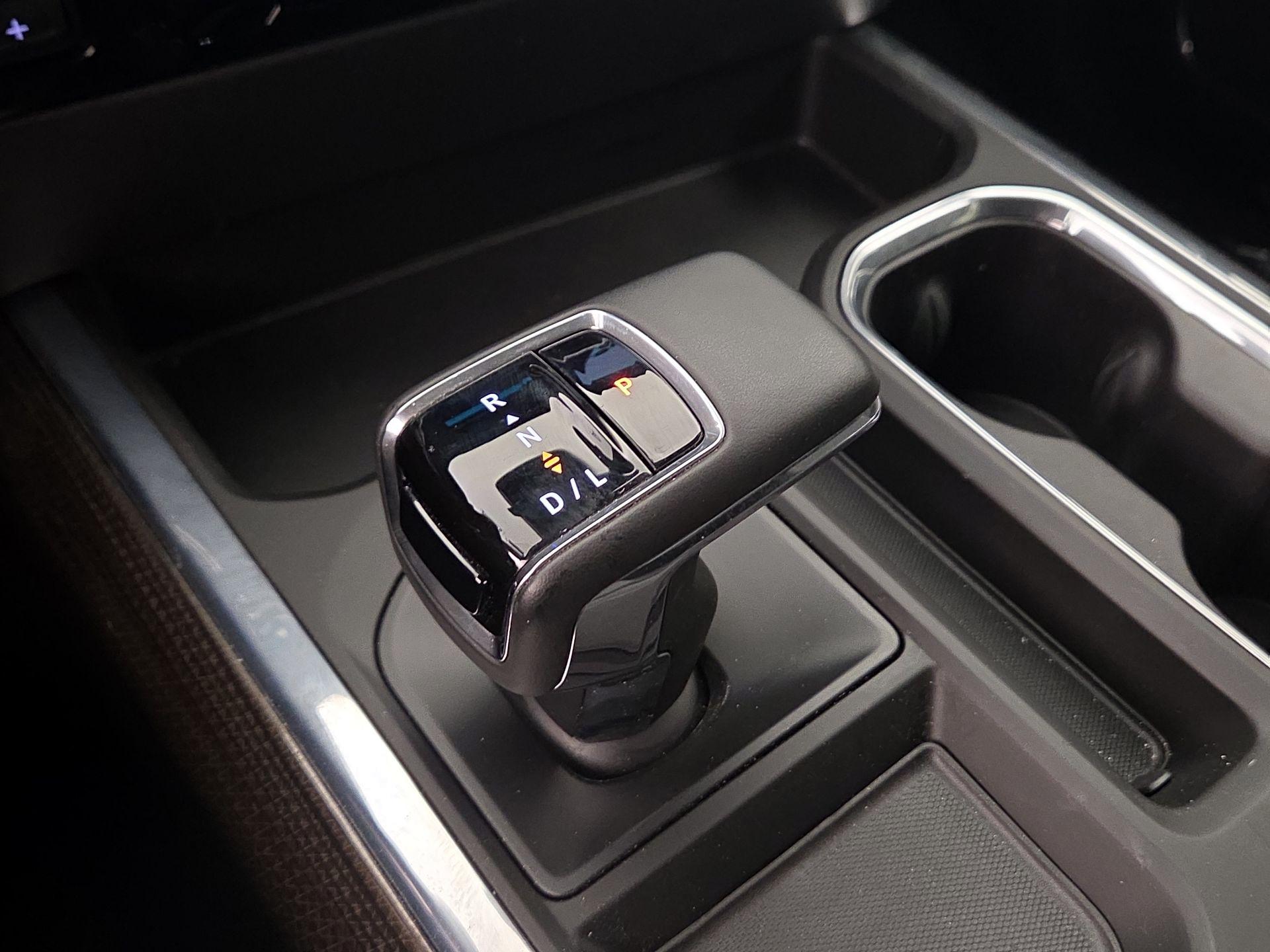 Thumbnail: 2024 Chevrolet Silverado 1500 - 18