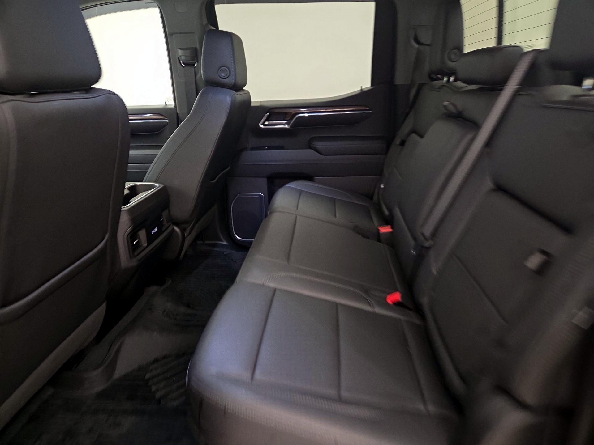 Thumbnail: 2024 Chevrolet Silverado 1500 - 20