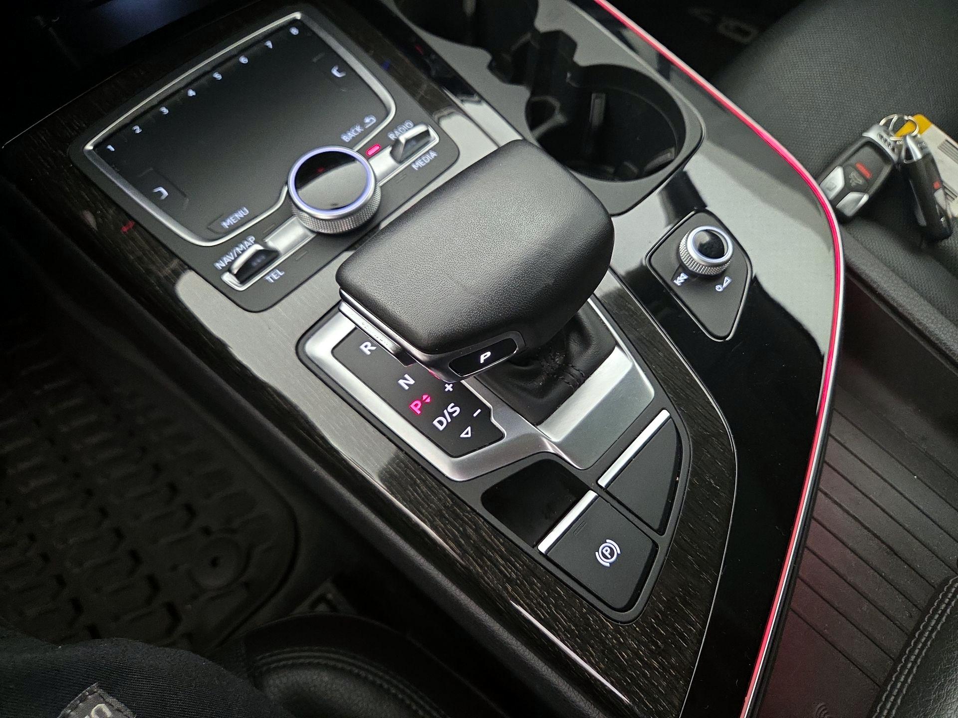 Thumbnail: 2019 Audi Q7 - 18