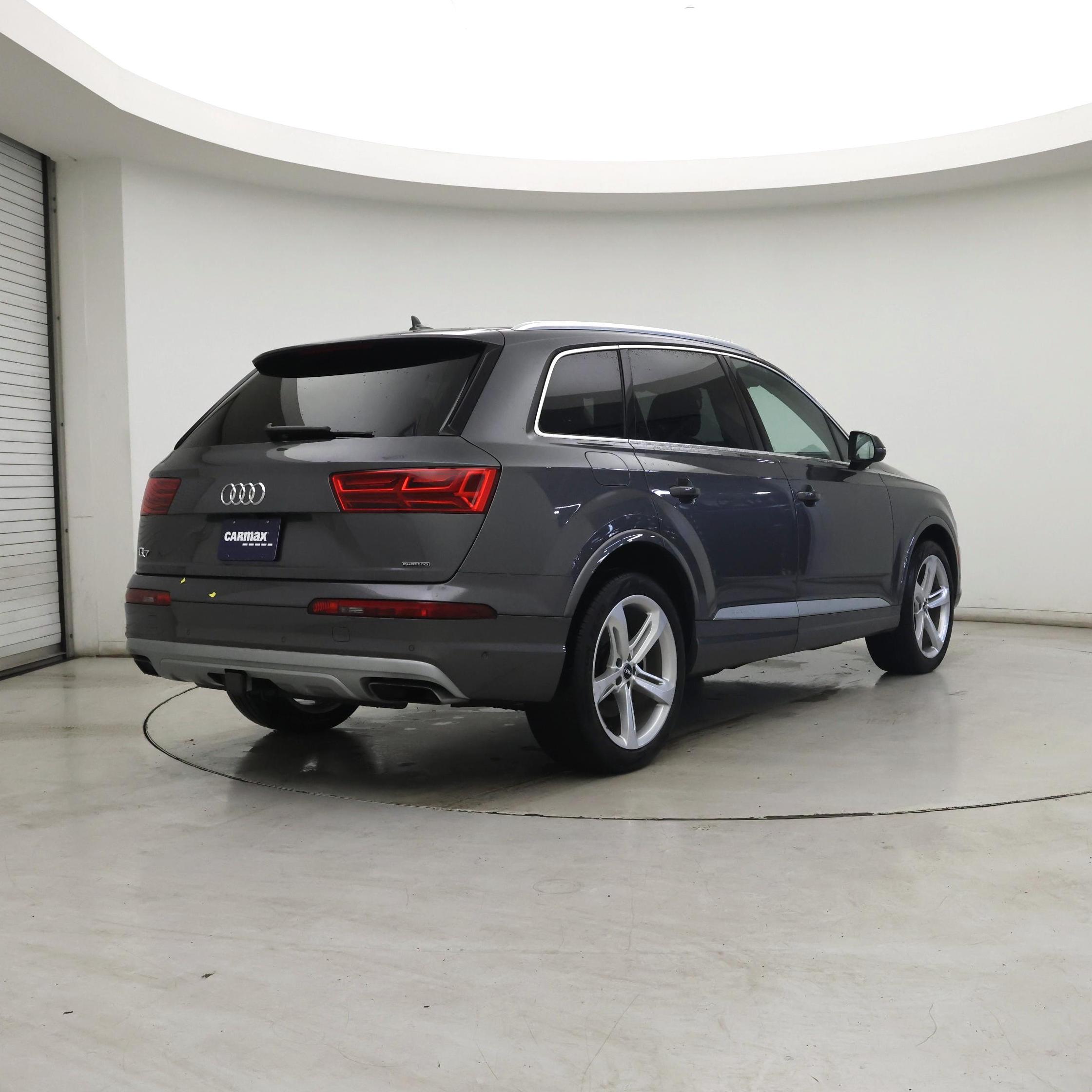 Thumbnail: 2019 Audi Q7 - 8